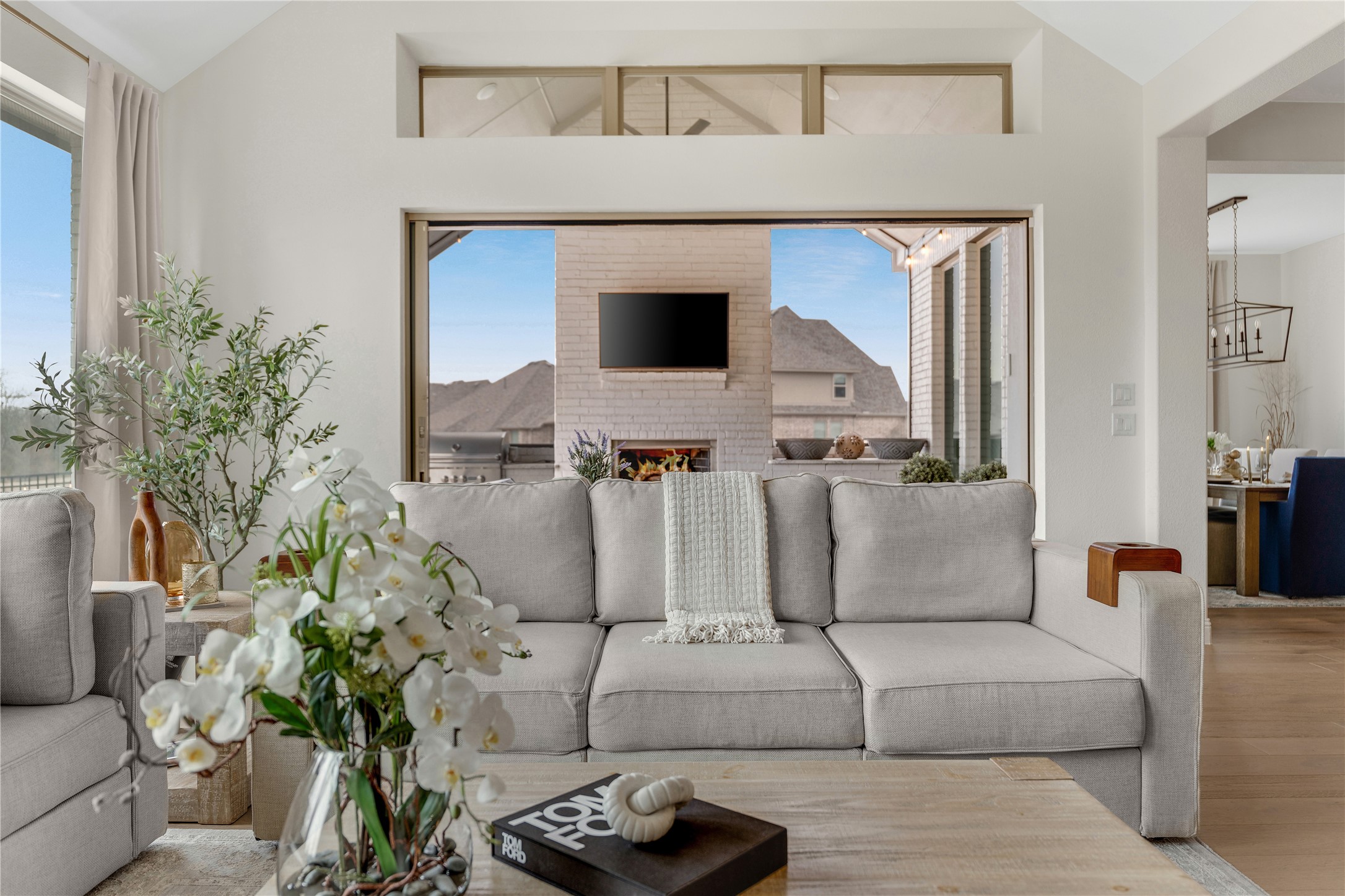 8804 Autumn Lake Trail