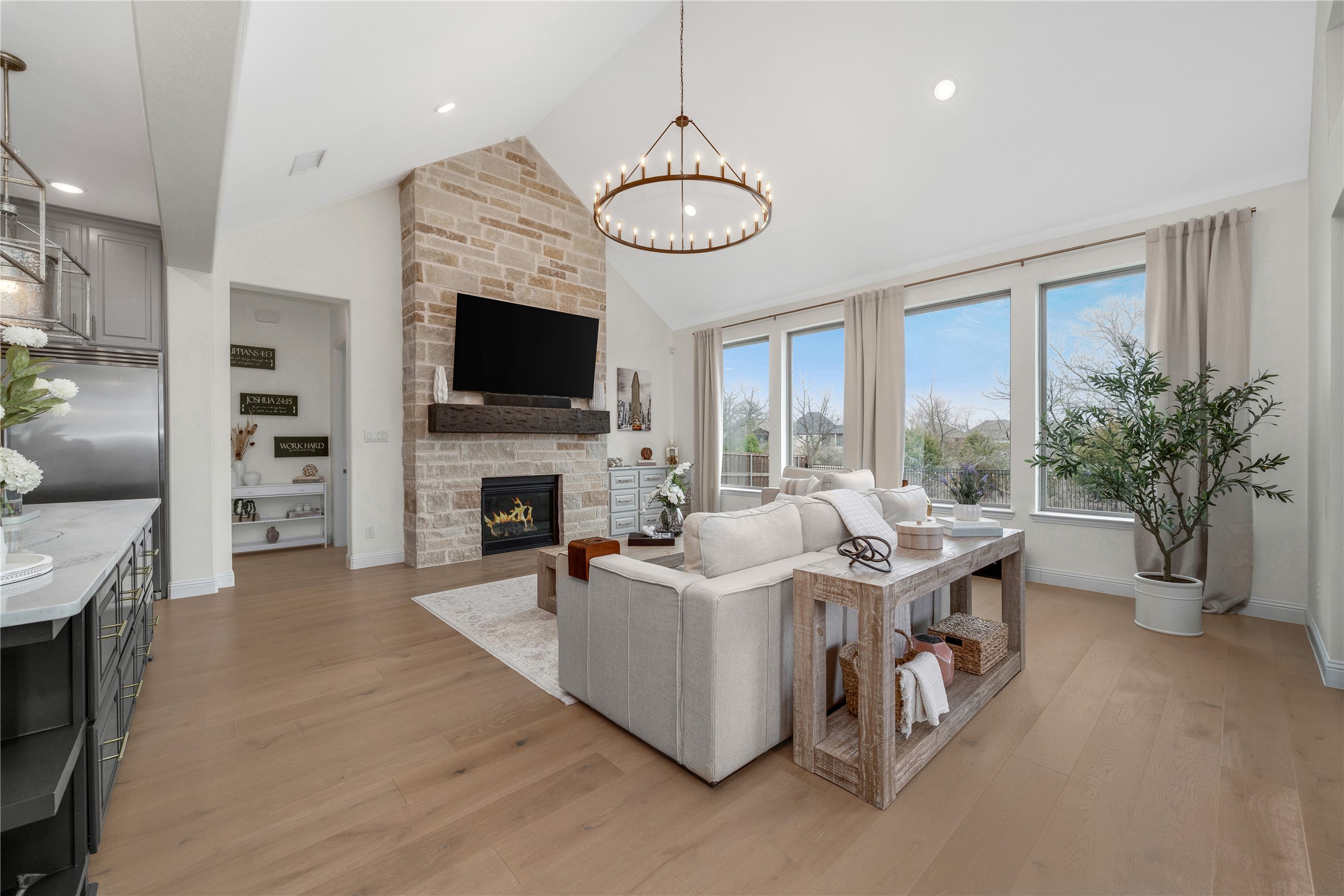 8804 Autumn Lake Trail