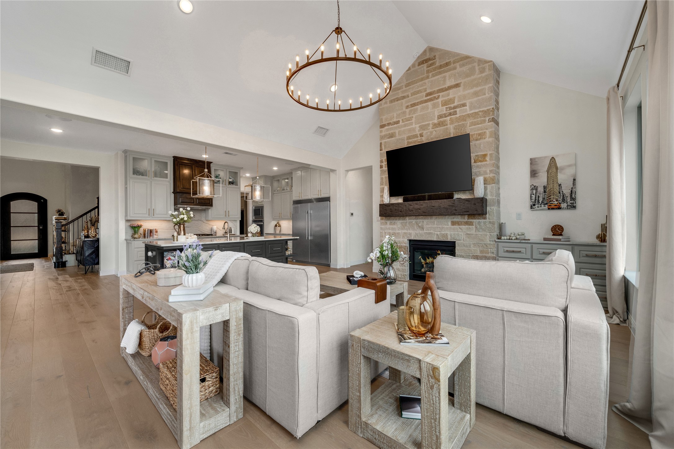 8804 Autumn Lake Trail