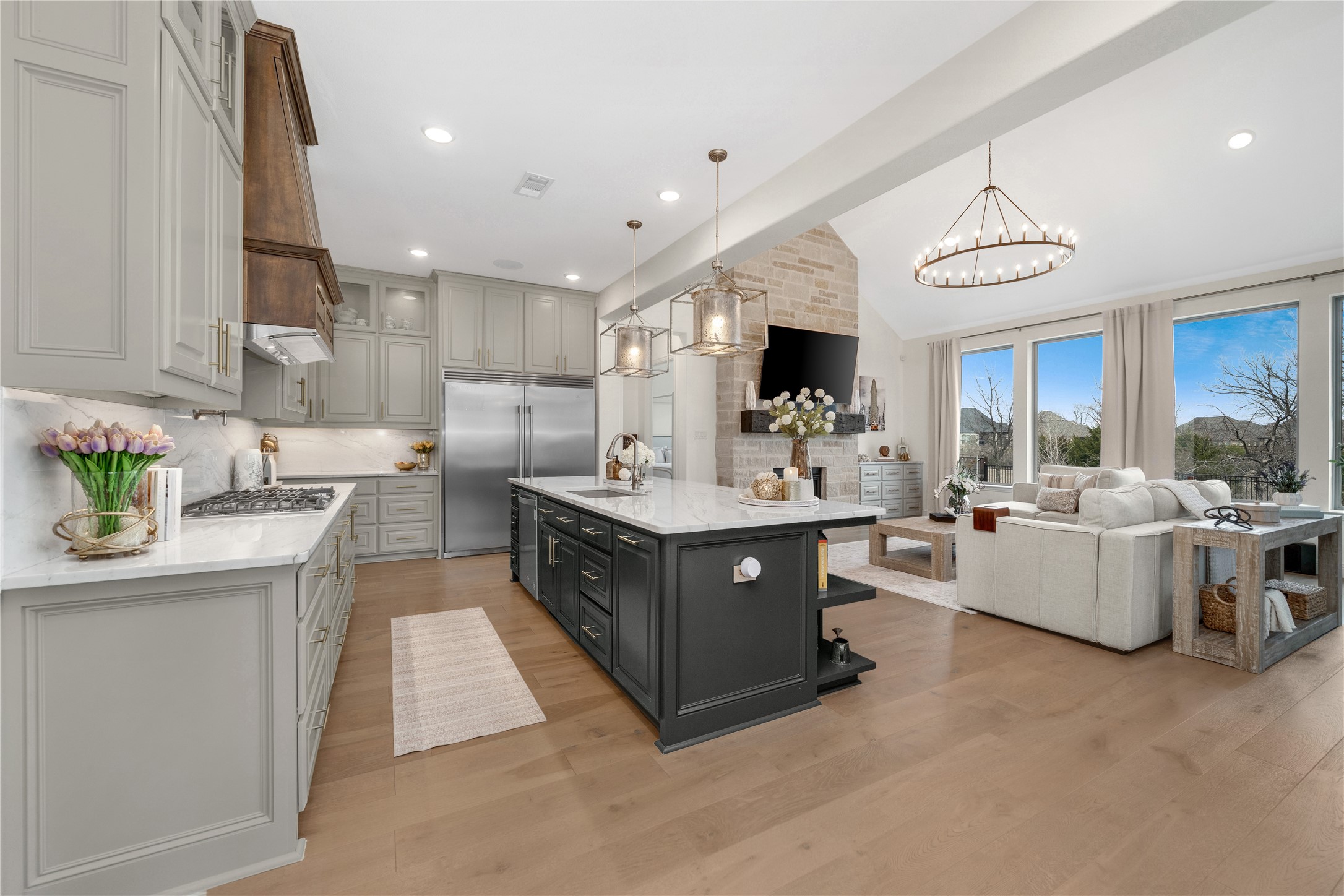 8804 Autumn Lake Trail