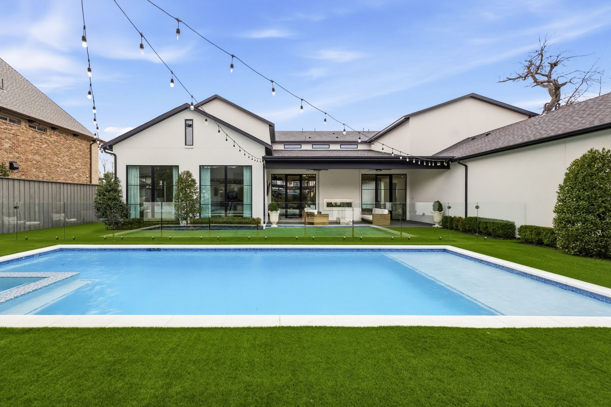 6707 Pemberton Drive