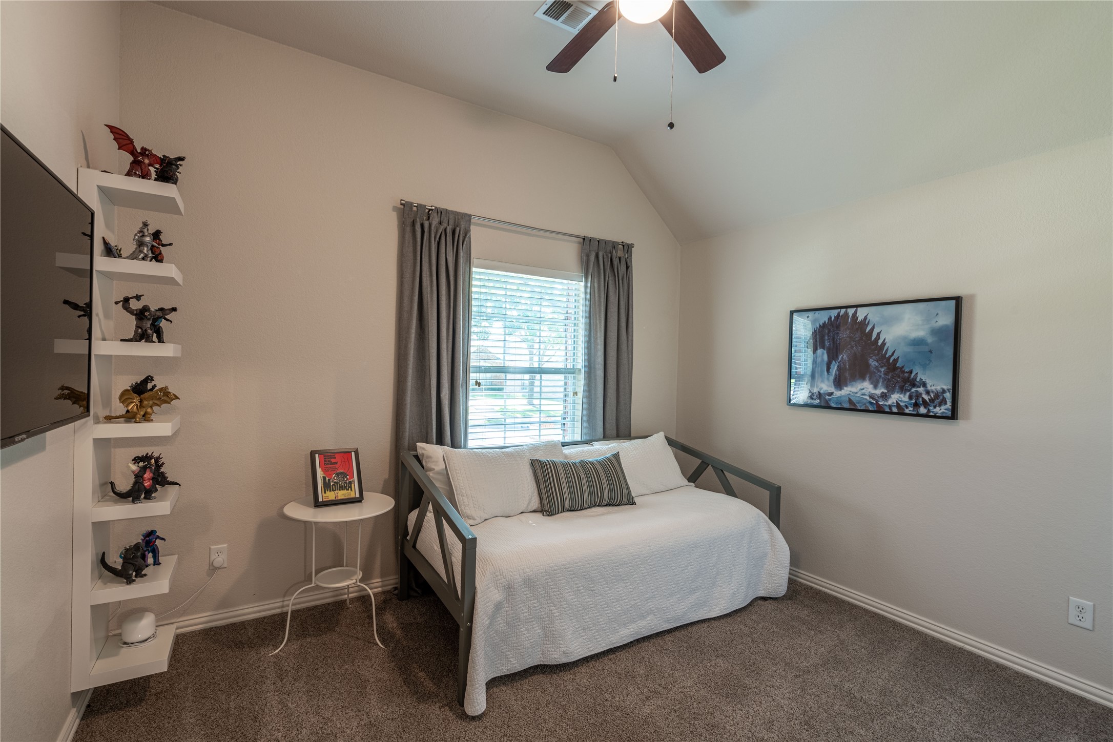 10196 Ferry Farm Lane