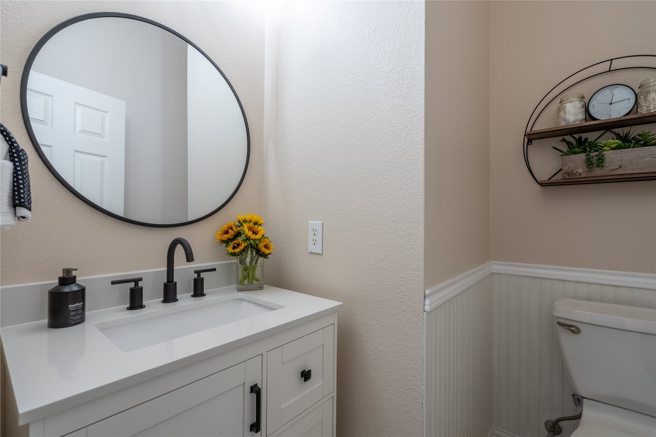 10196 Ferry Farm Lane