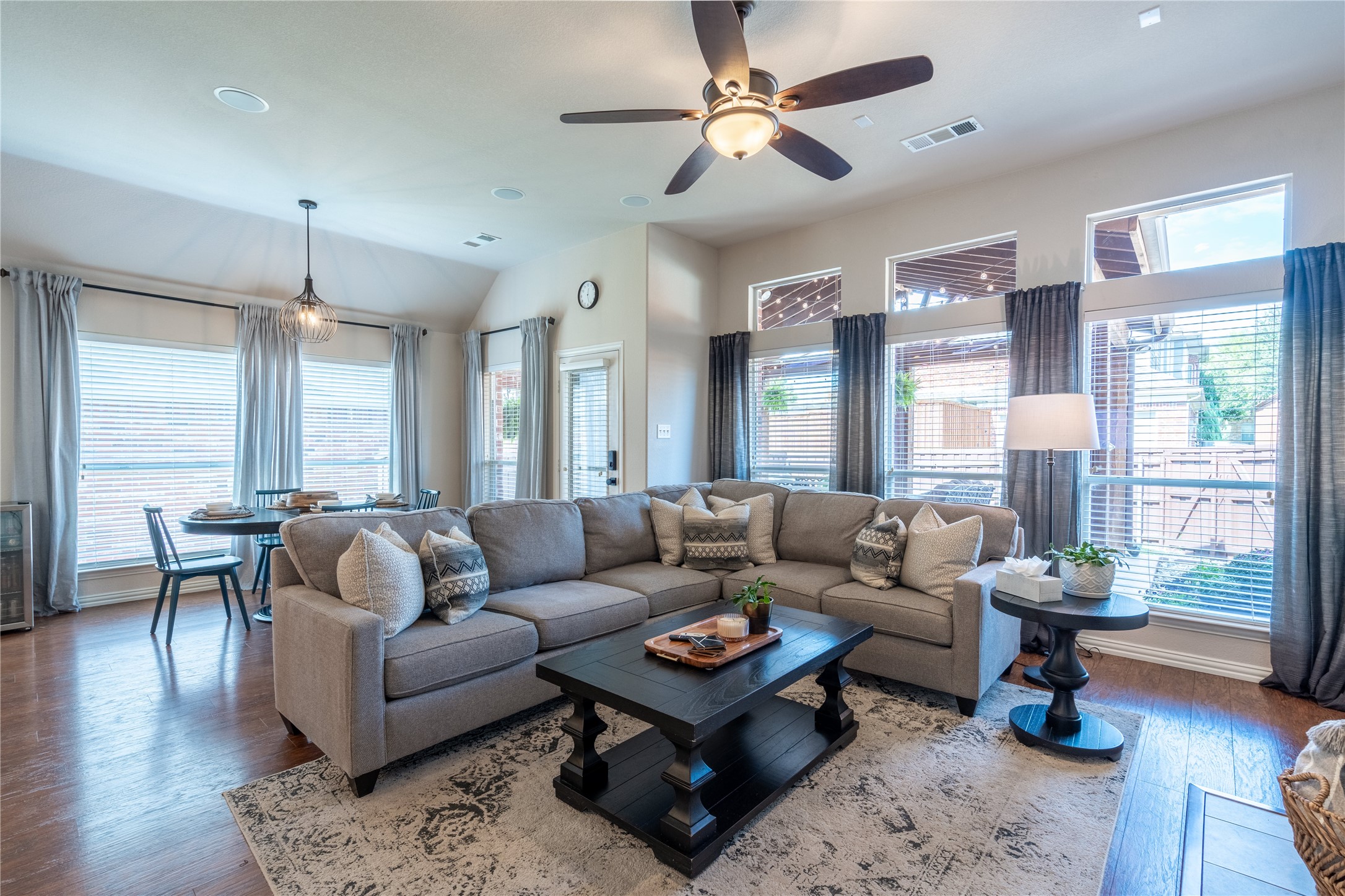 10196 Ferry Farm Lane