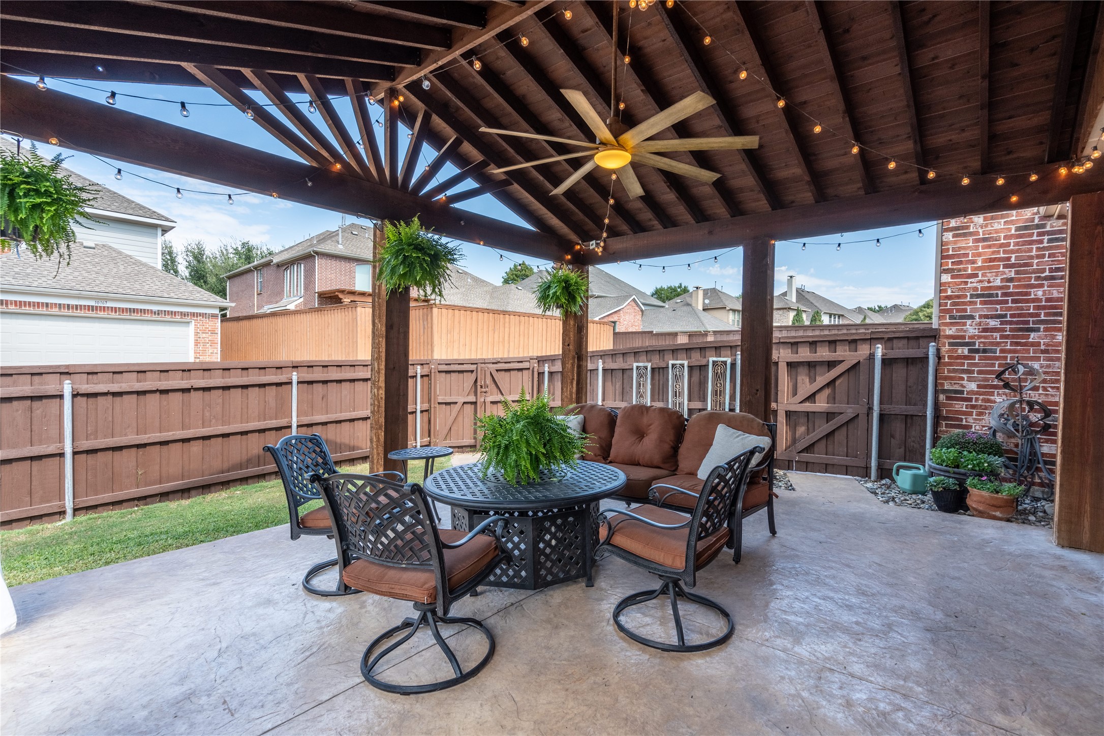 10196 Ferry Farm Lane