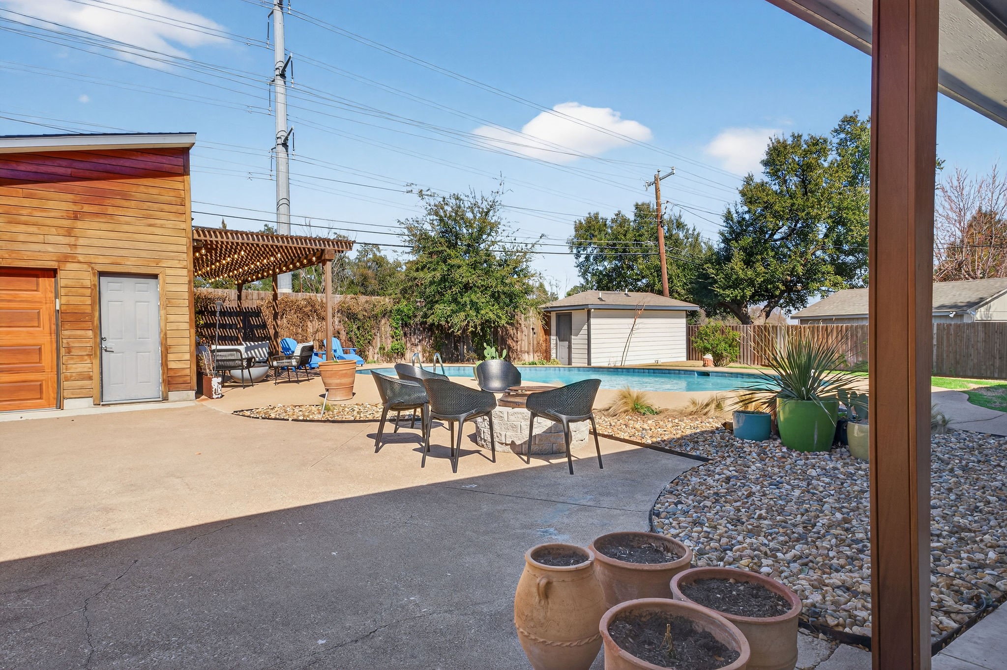 7147 Lavendale Avenue