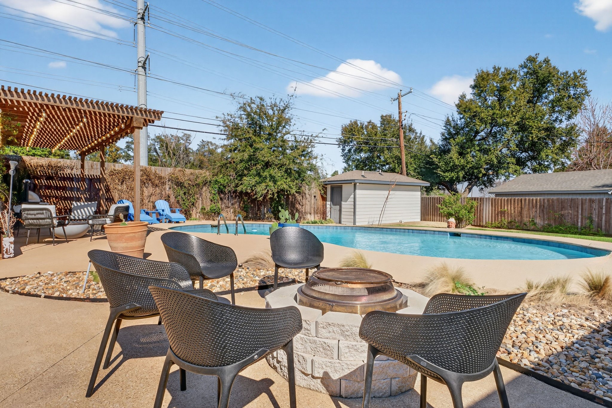 7147 Lavendale Avenue