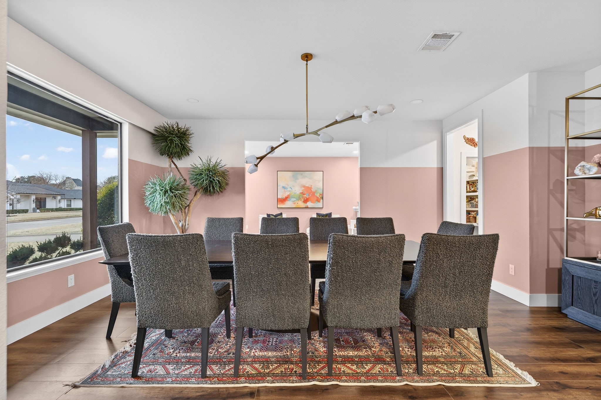 7147 Lavendale Avenue