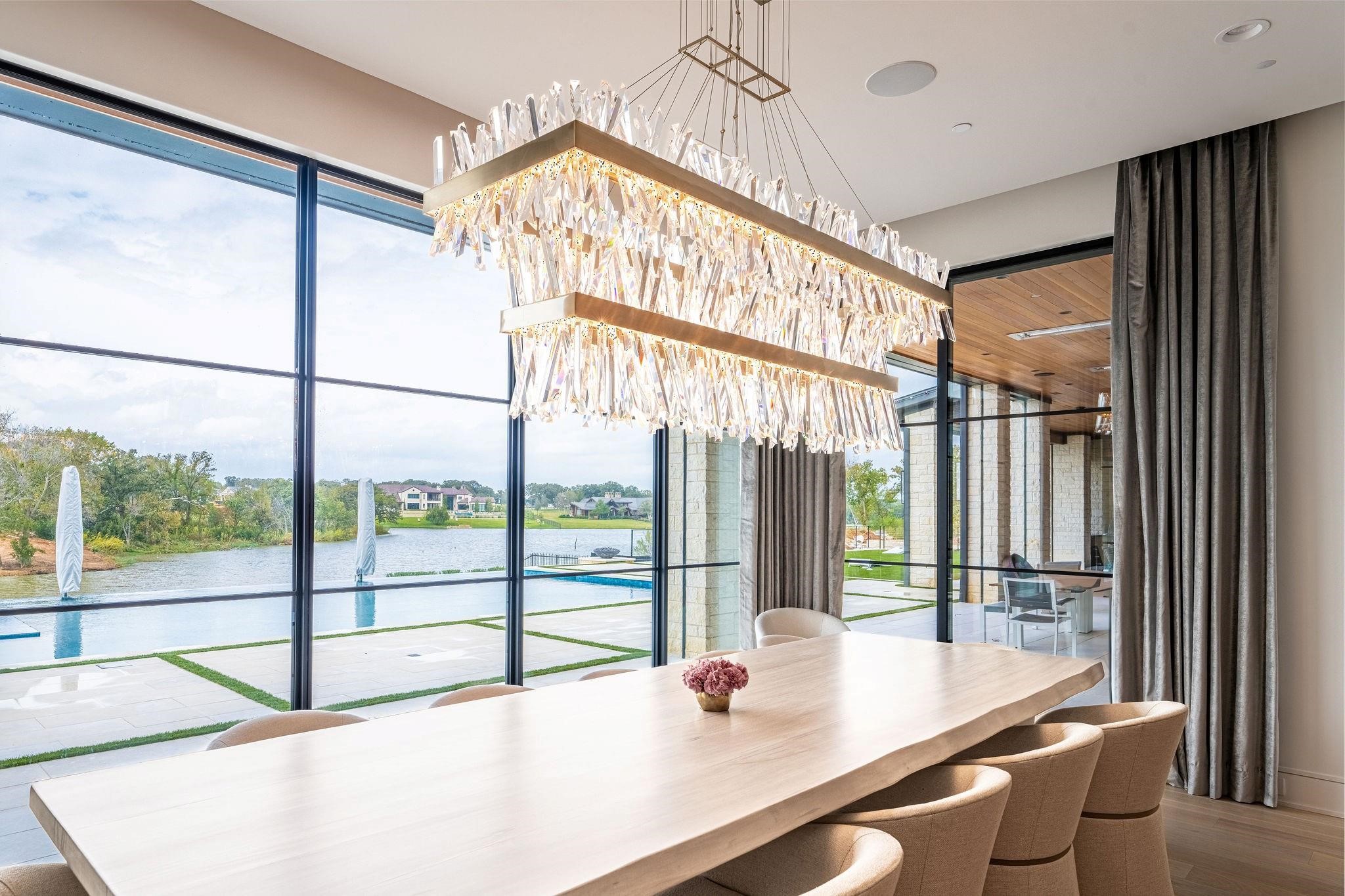 1888 Lakeshore Drive