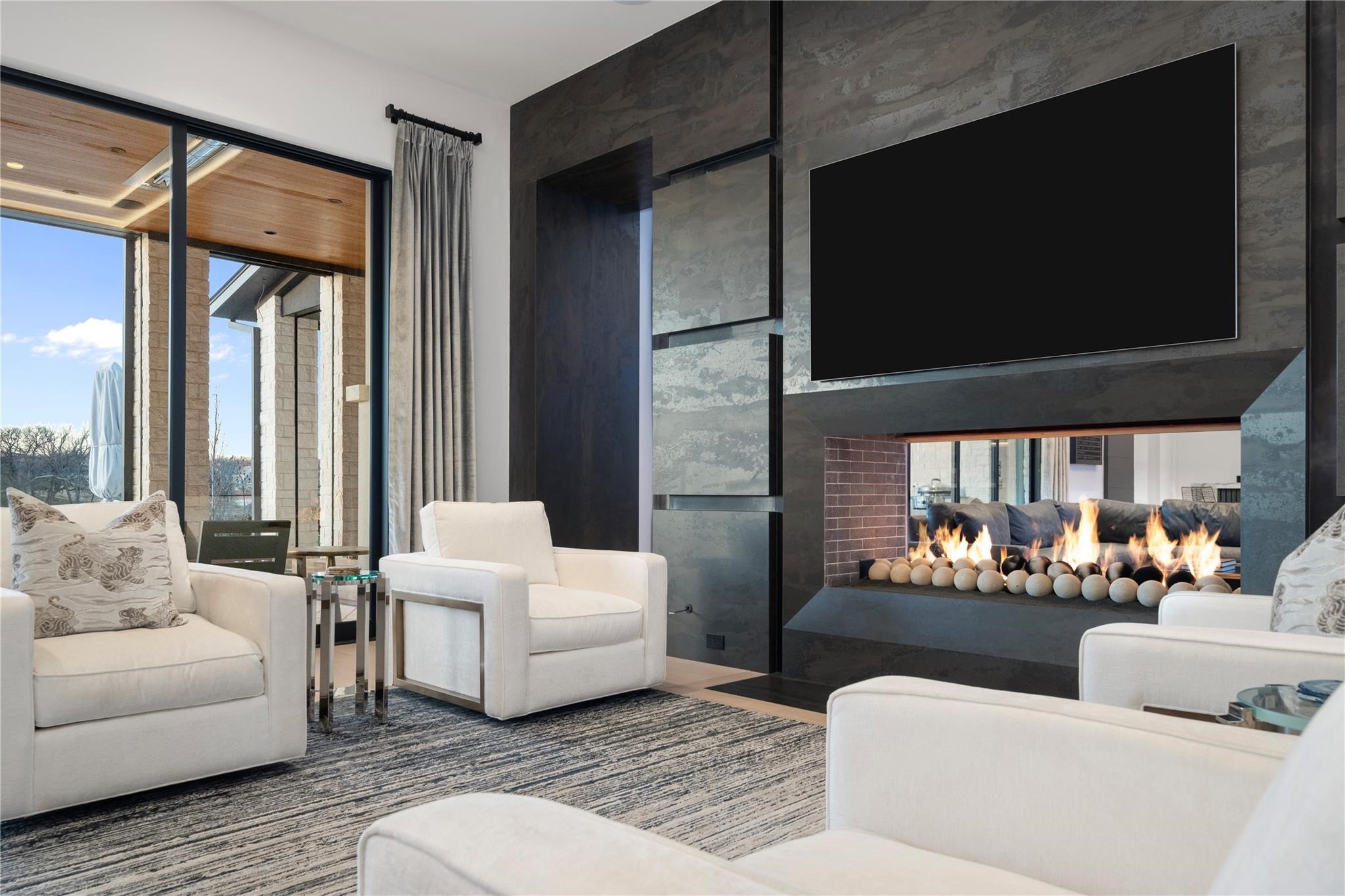 1888 Lakeshore Drive