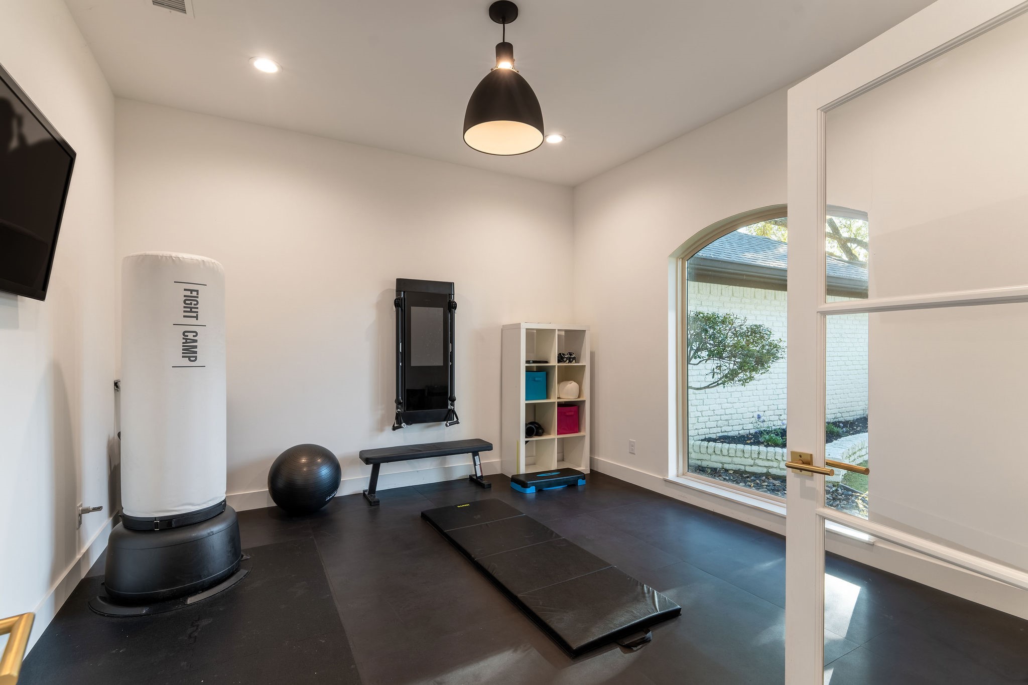 5702 Bent Trail