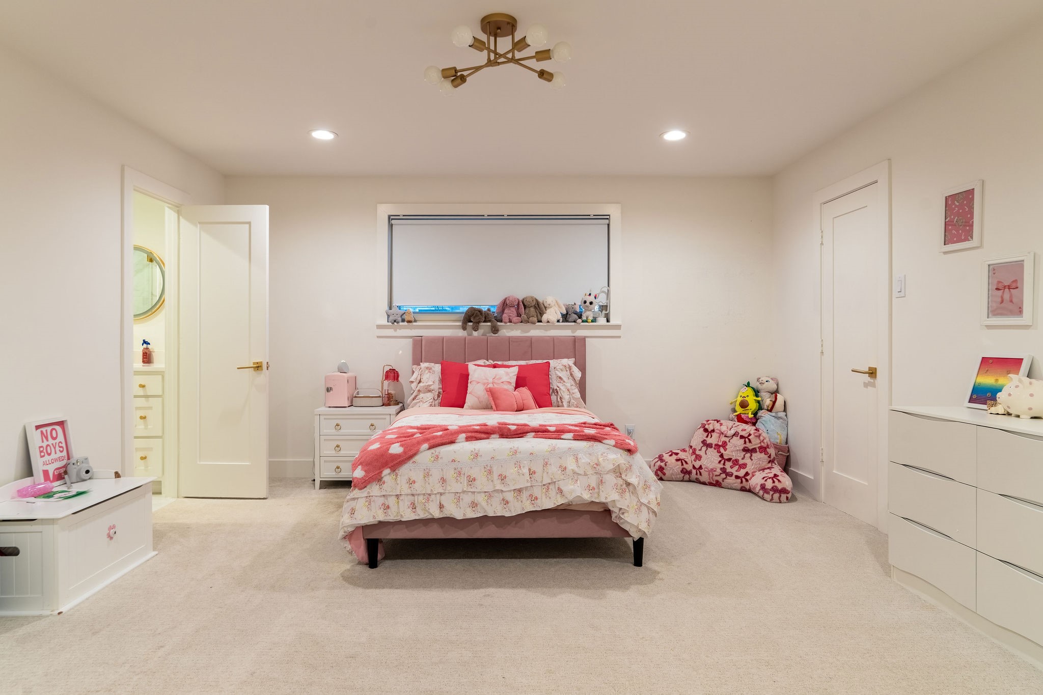 5702 Bent Trail