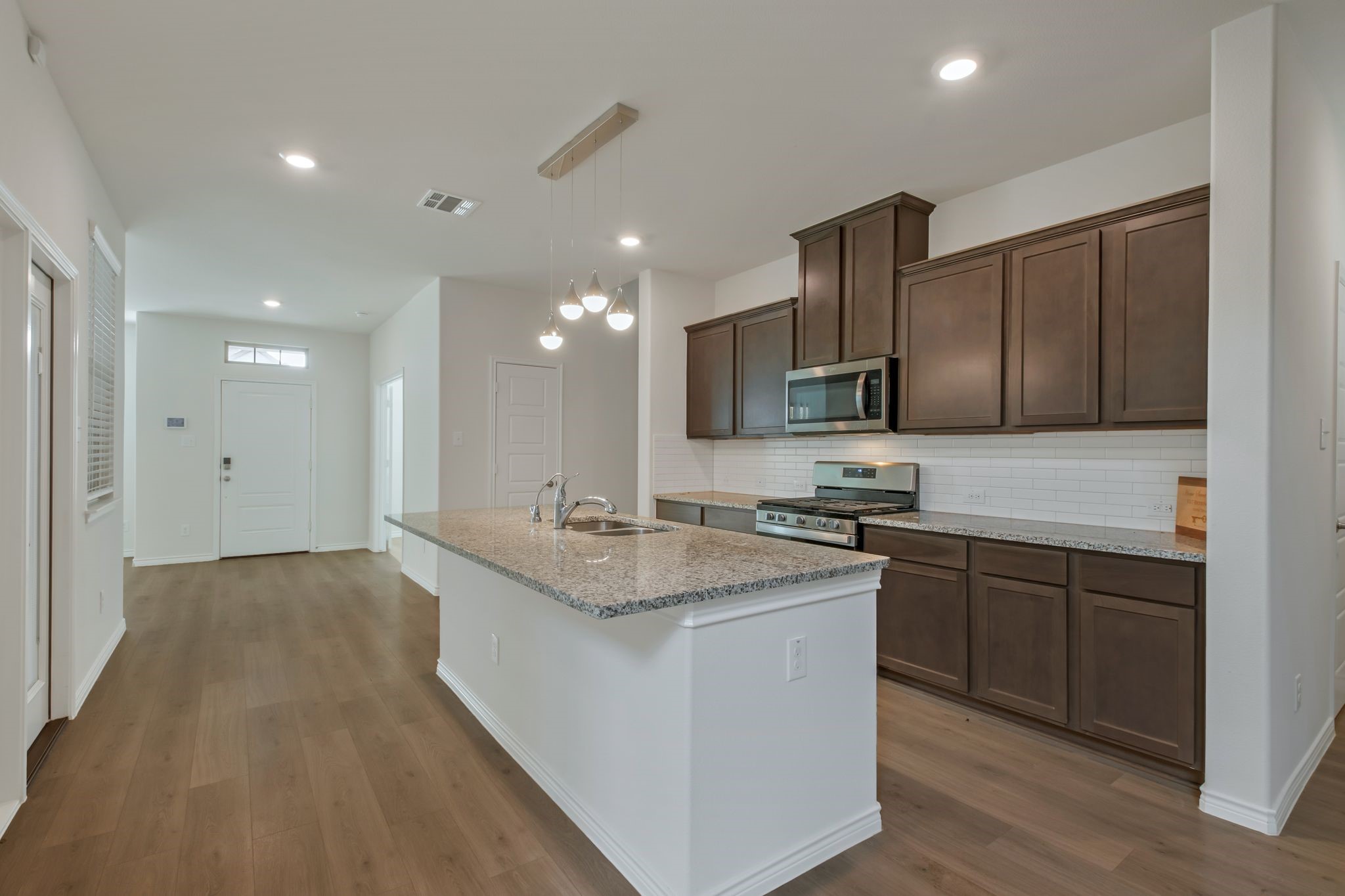 1517 Bennington Lane