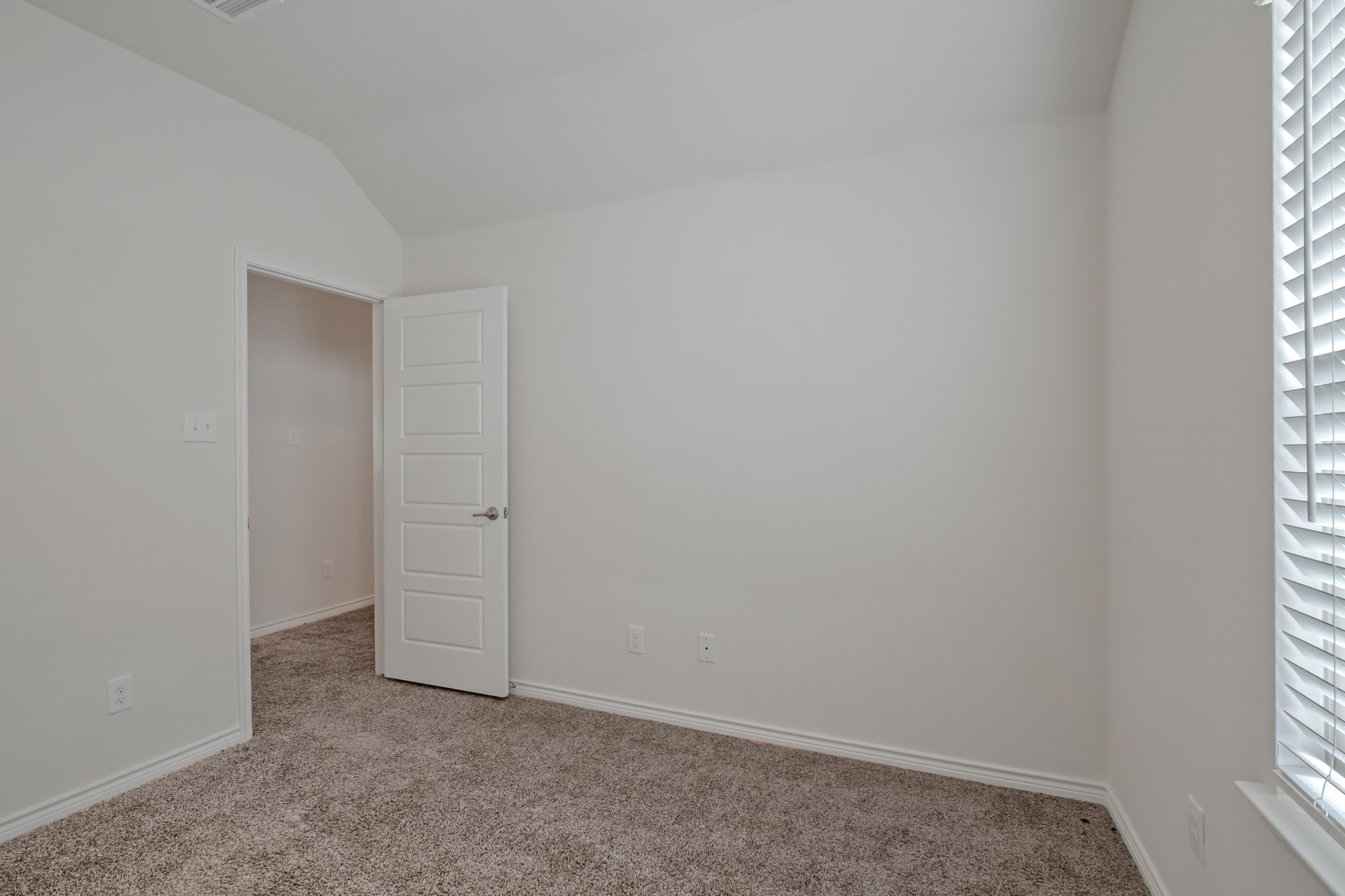 1517 Bennington Lane