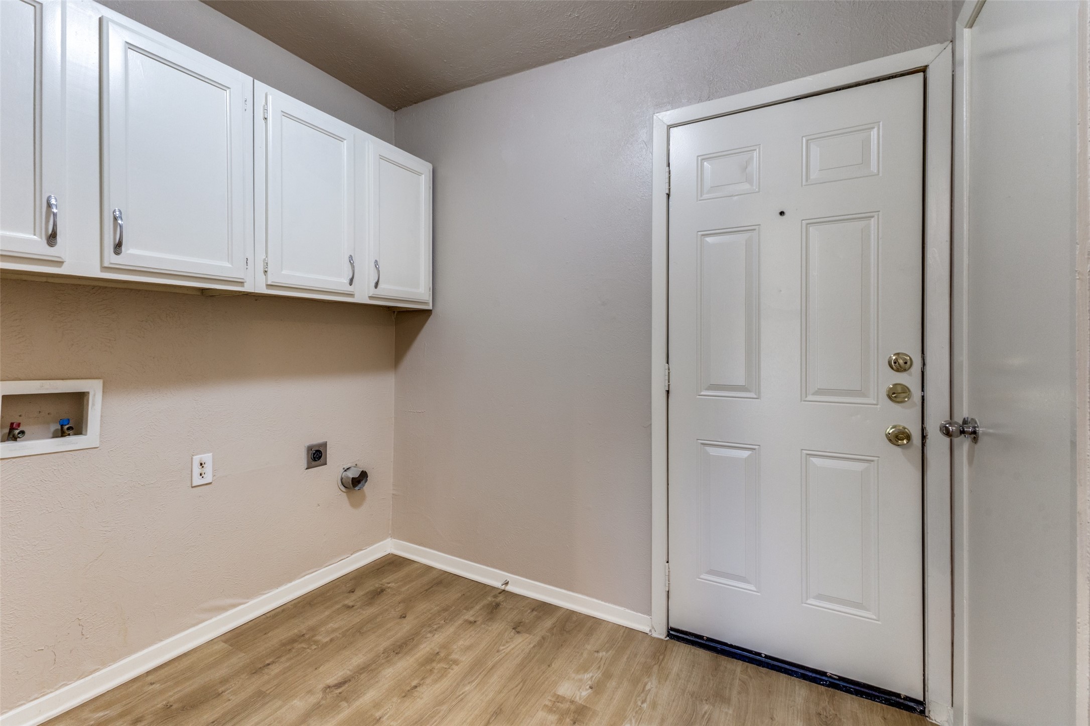 4426 Mayflower Drive