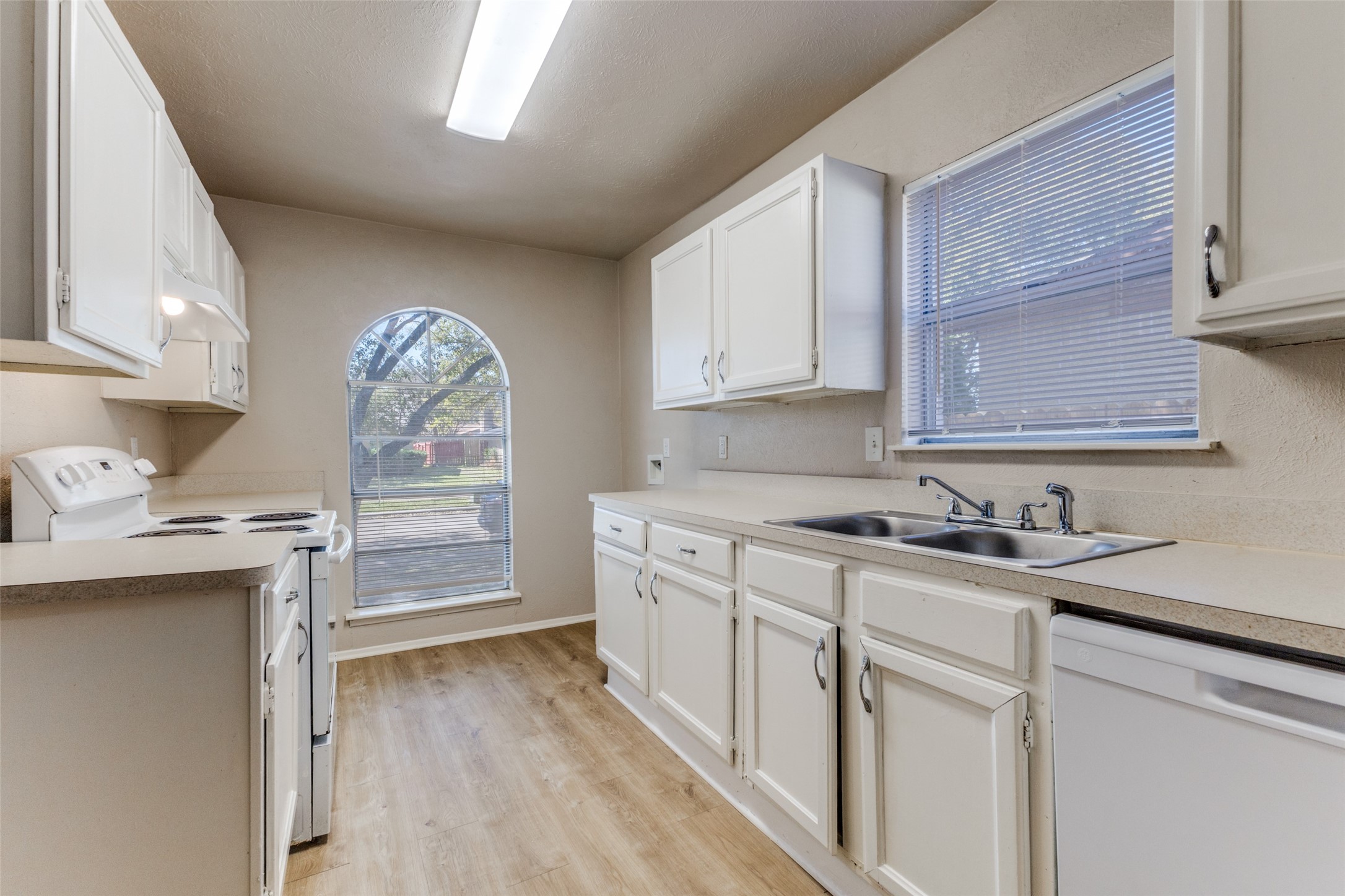 4426 Mayflower Drive