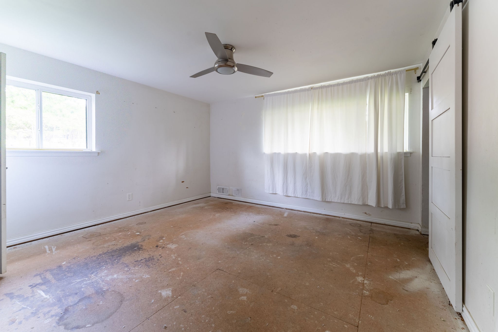 9797 Broken Bow Road