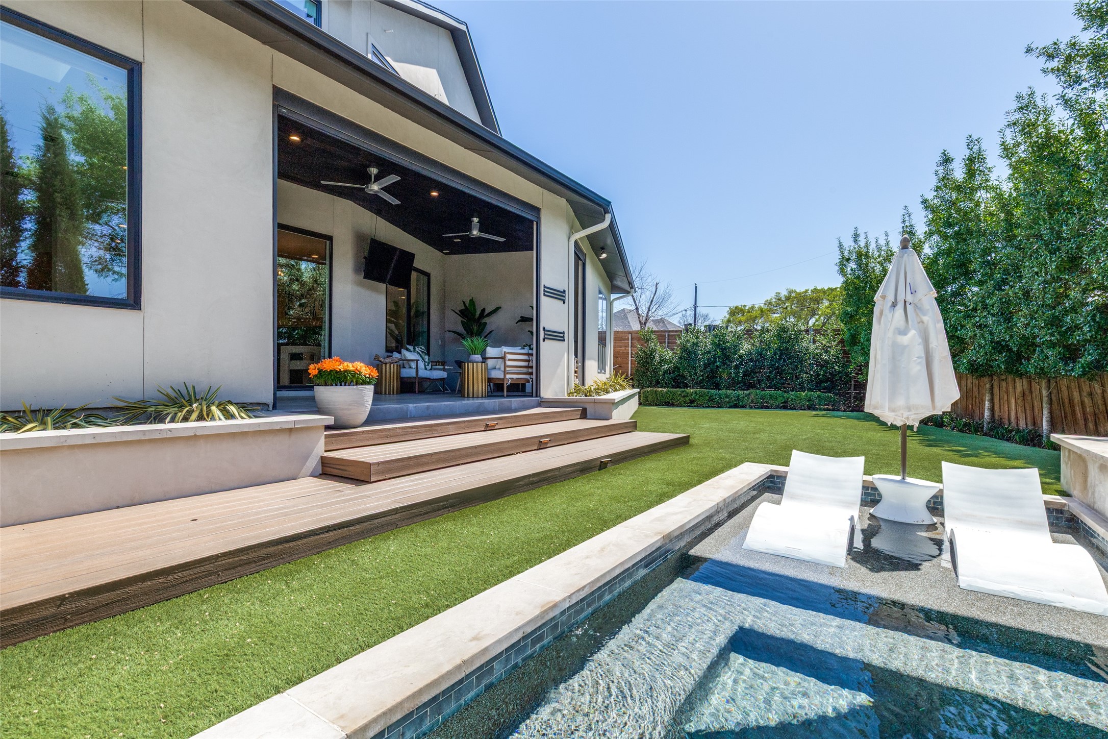 3918 Rochelle Drive