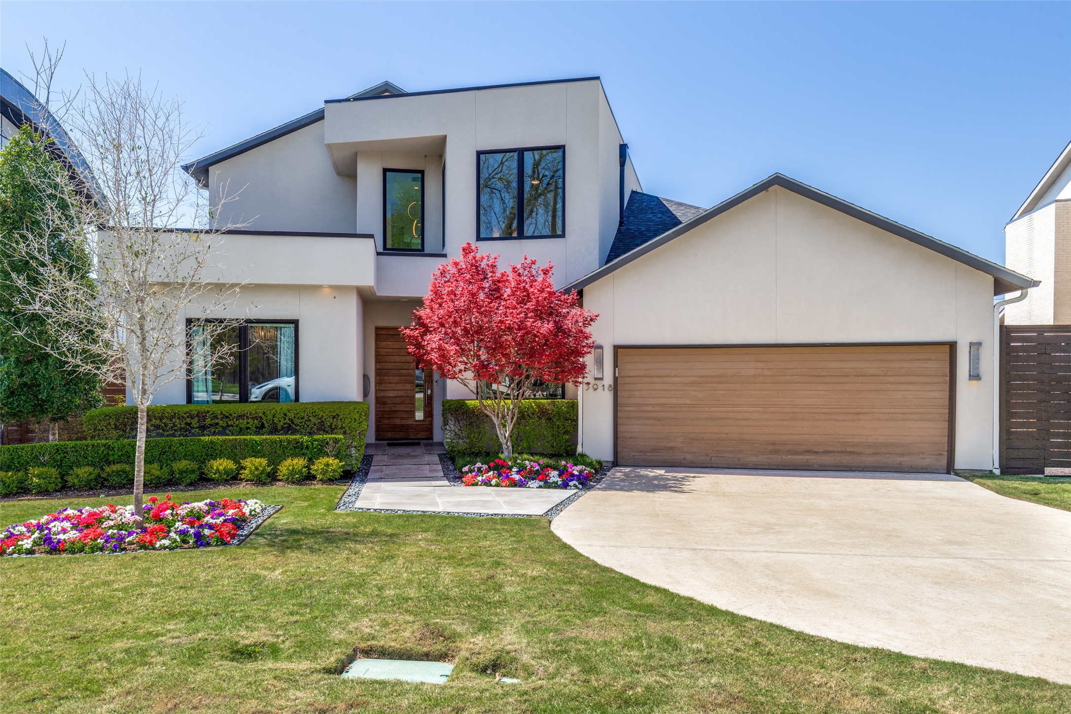 3918 Rochelle Drive