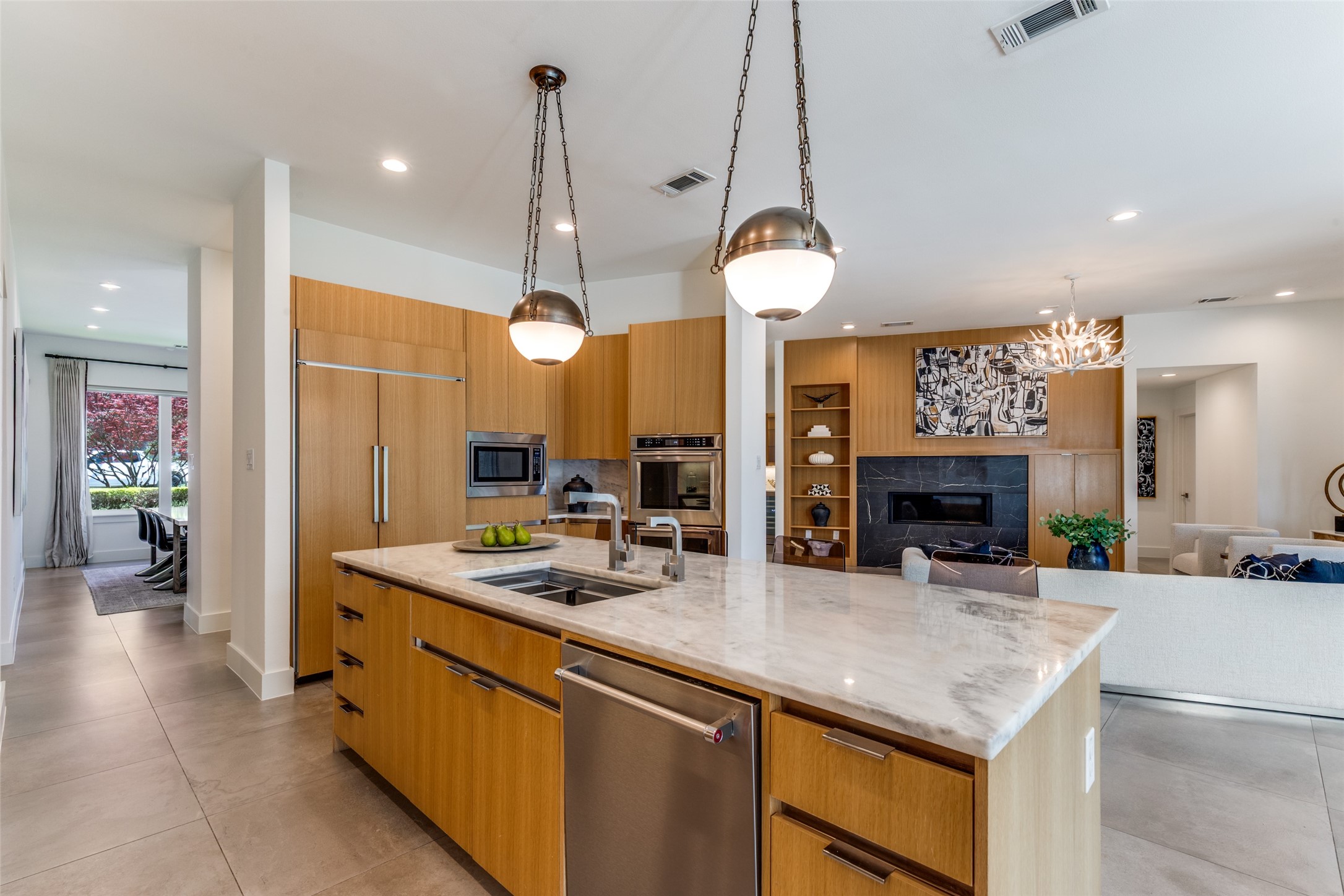 3918 Rochelle Drive