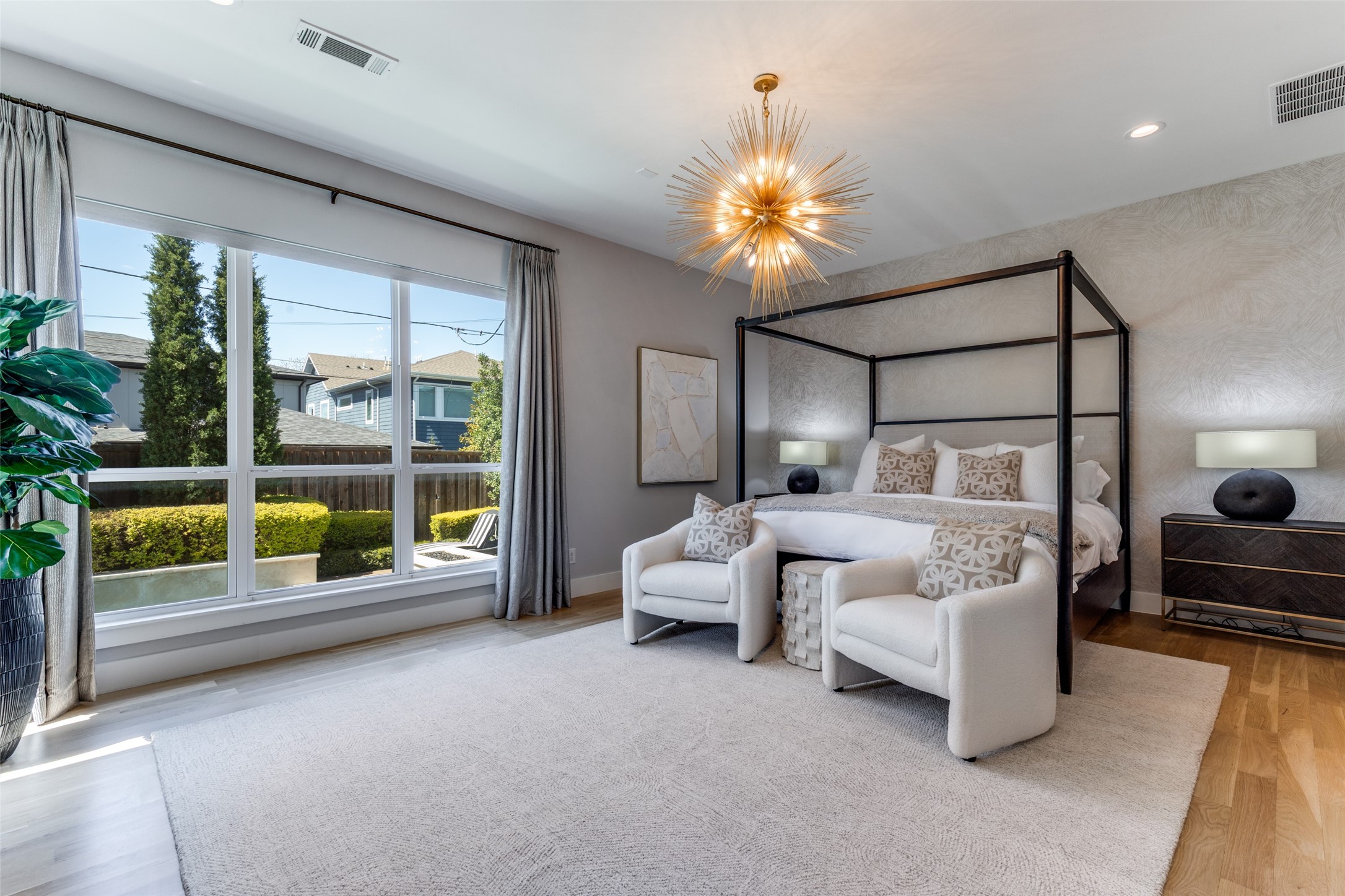 3918 Rochelle Drive