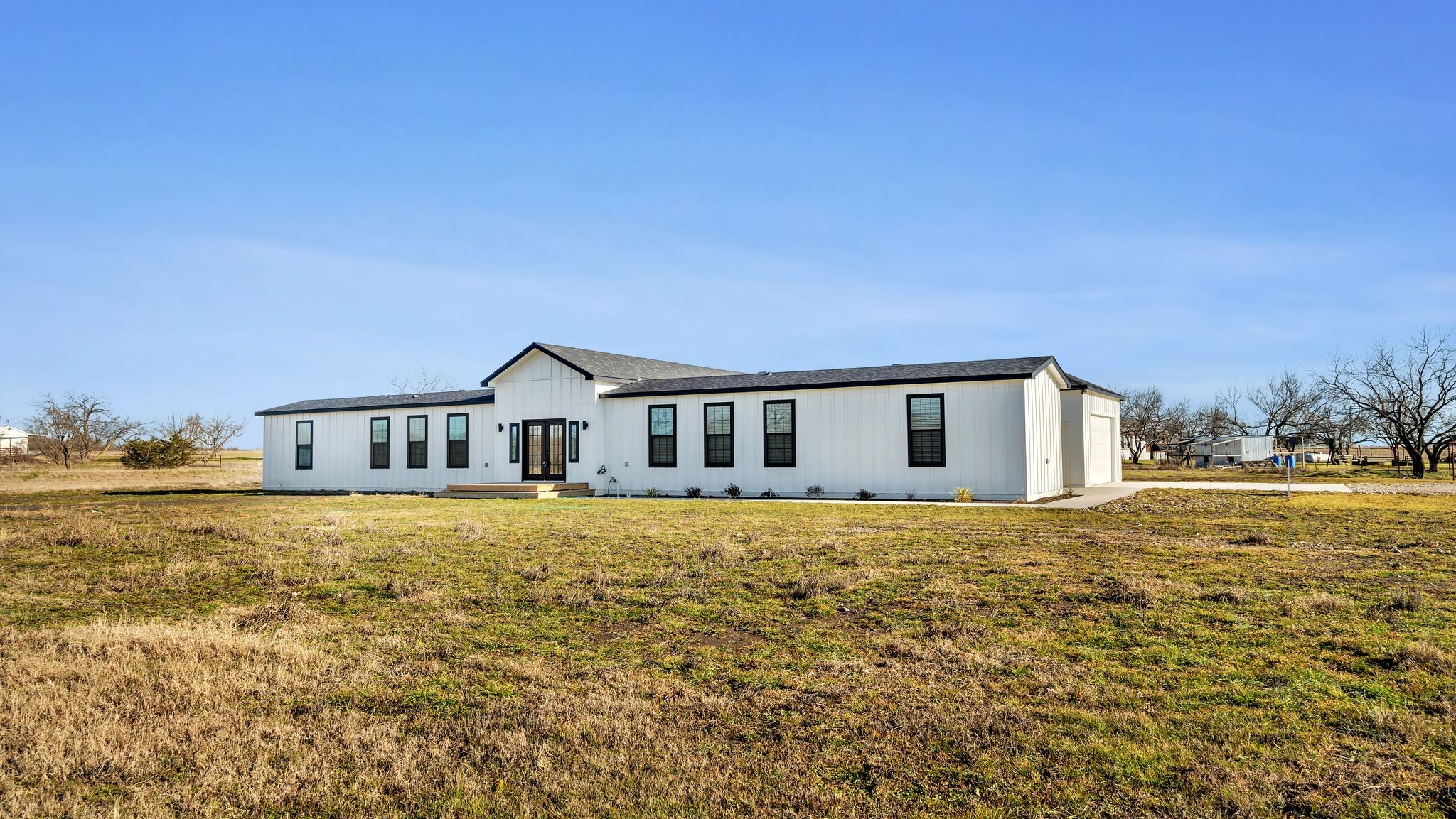 5502 Country Road 2646