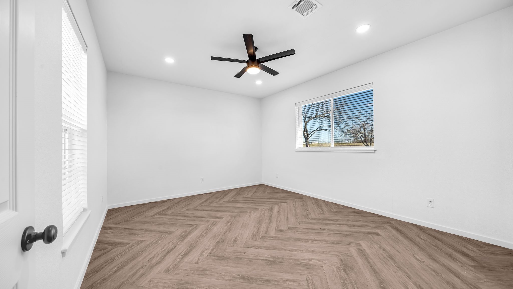 5502 Country Road 2646