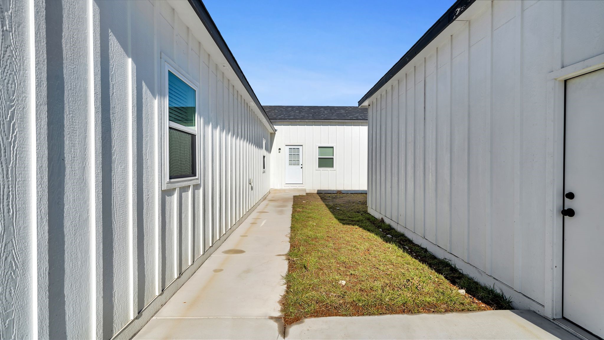 5502 Country Road 2646