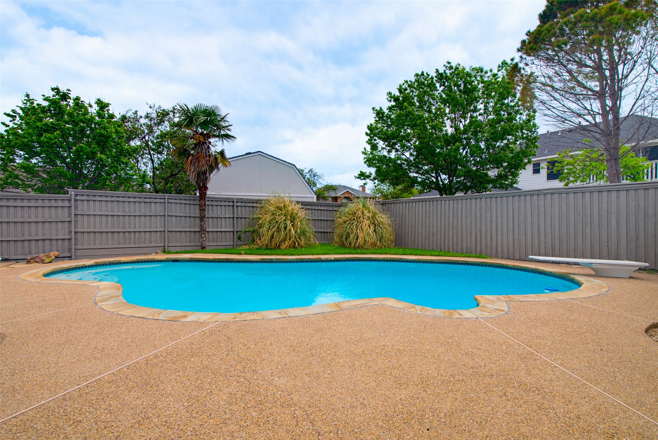 5718 Willowbrook Drive