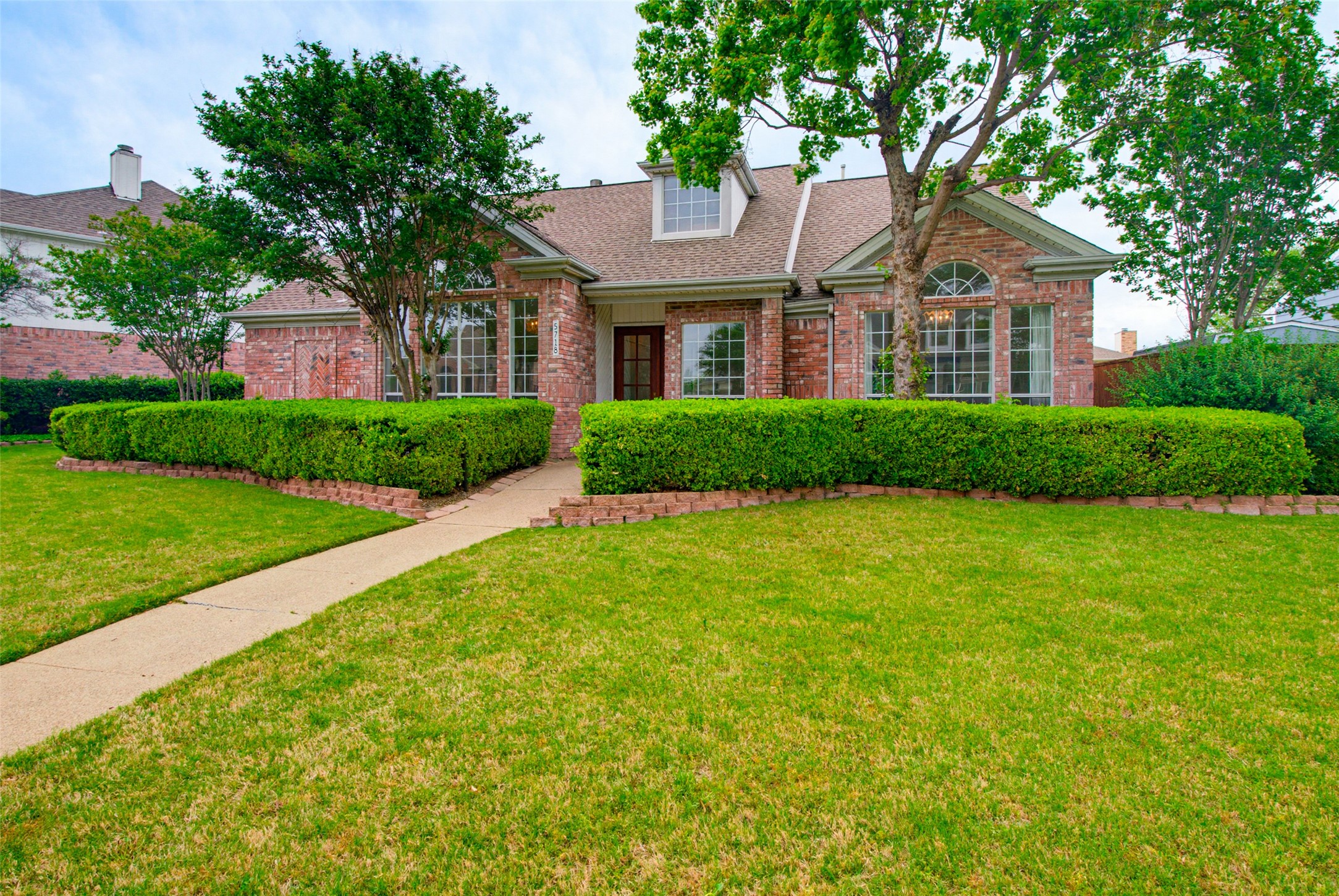 5718 Willowbrook Drive