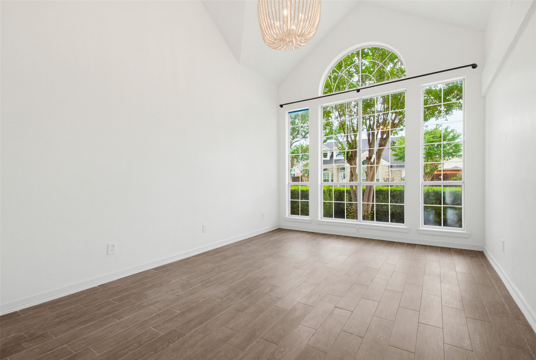 5718 Willowbrook Drive