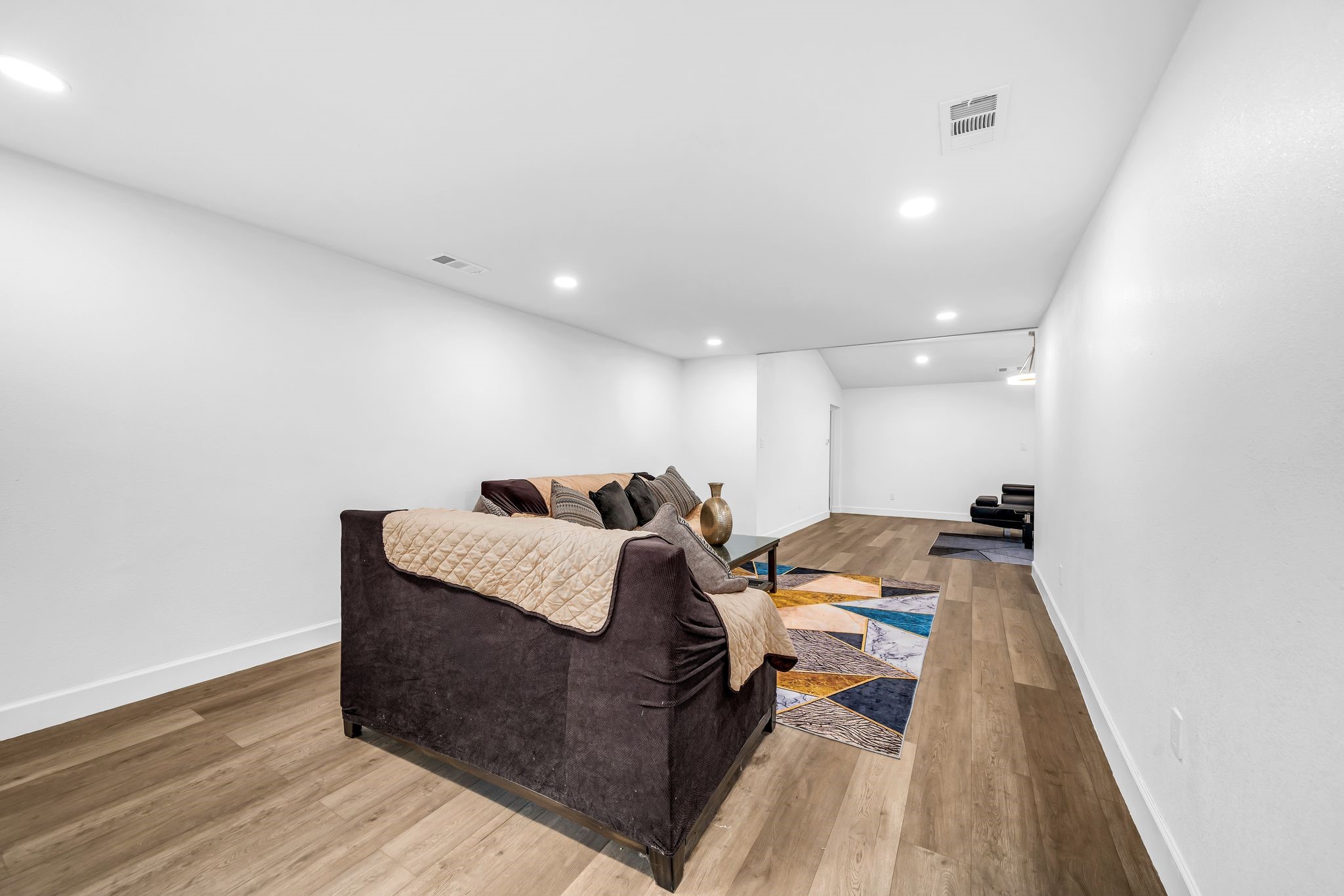 4122 Azalea Lane