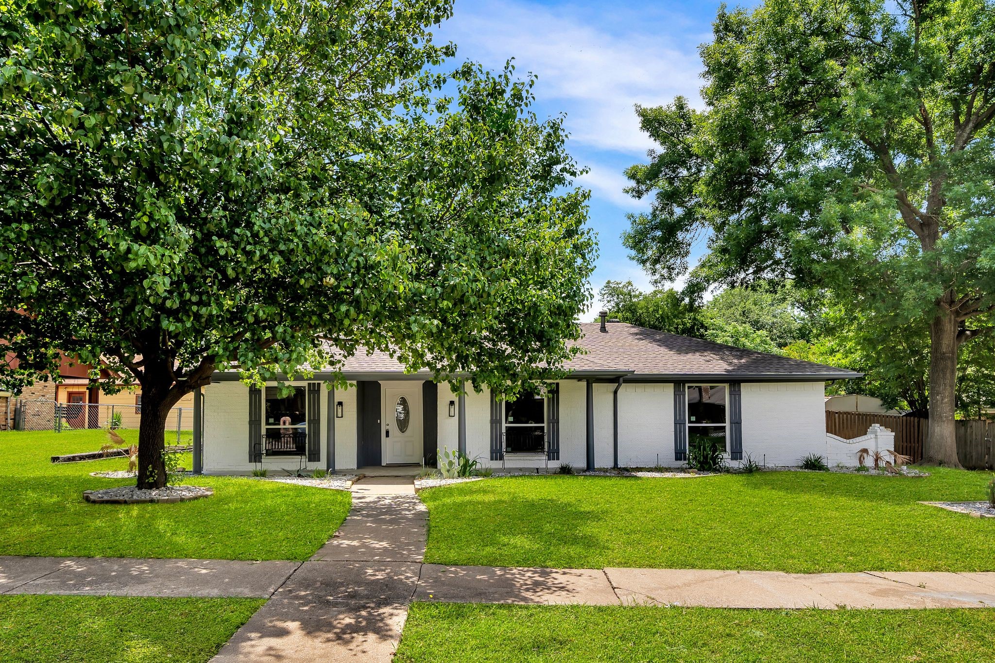 4122 Azalea Lane
