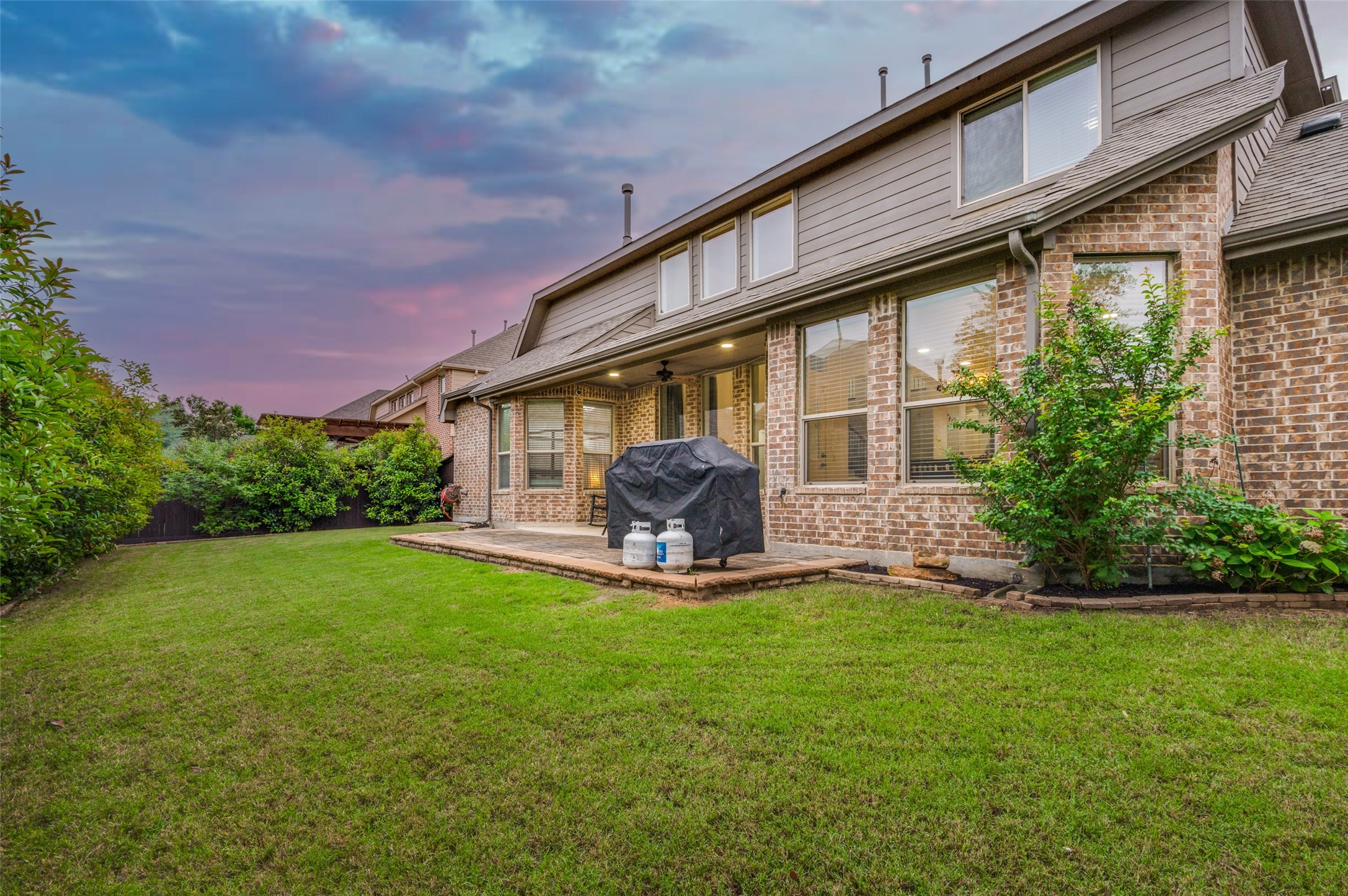 2747 Waverley Drive