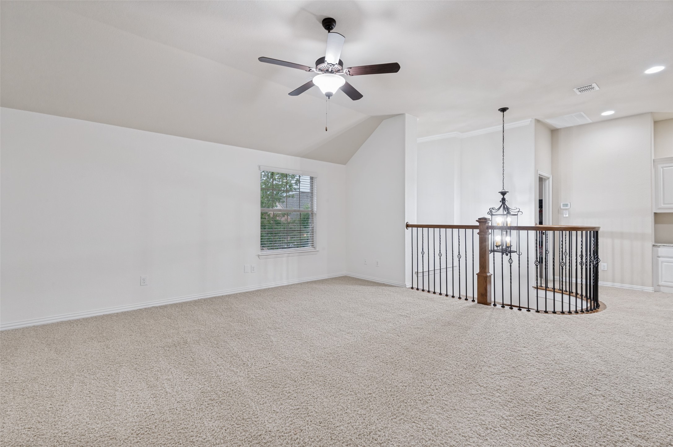 2747 Waverley Drive
