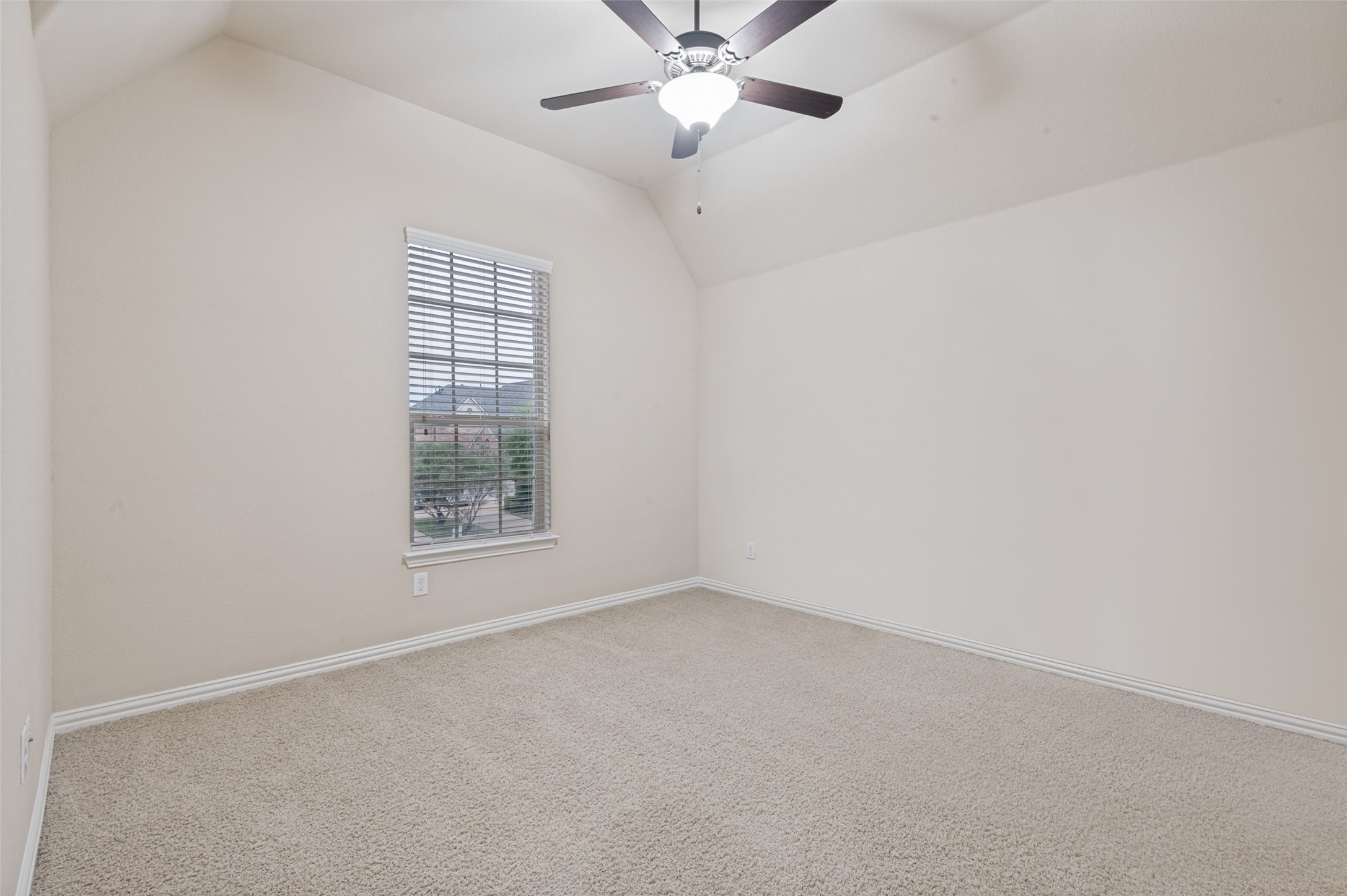 2747 Waverley Drive