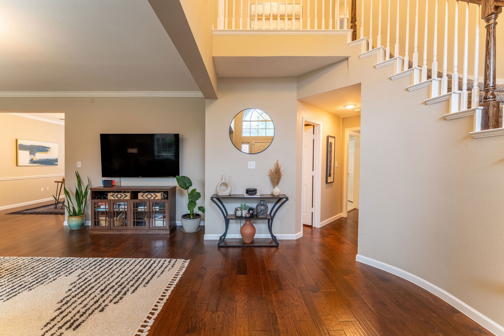 8409 Luna Drive