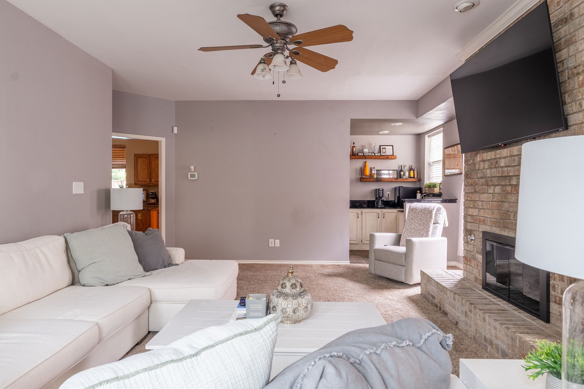 8409 Luna Drive