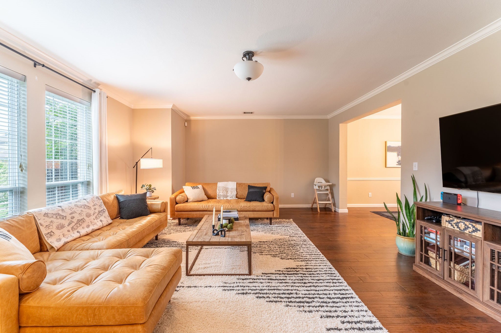 8409 Luna Drive
