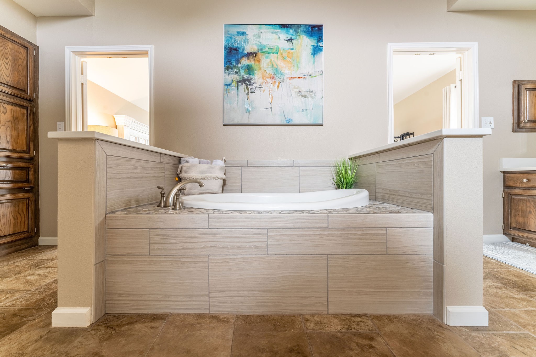 8409 Luna Drive