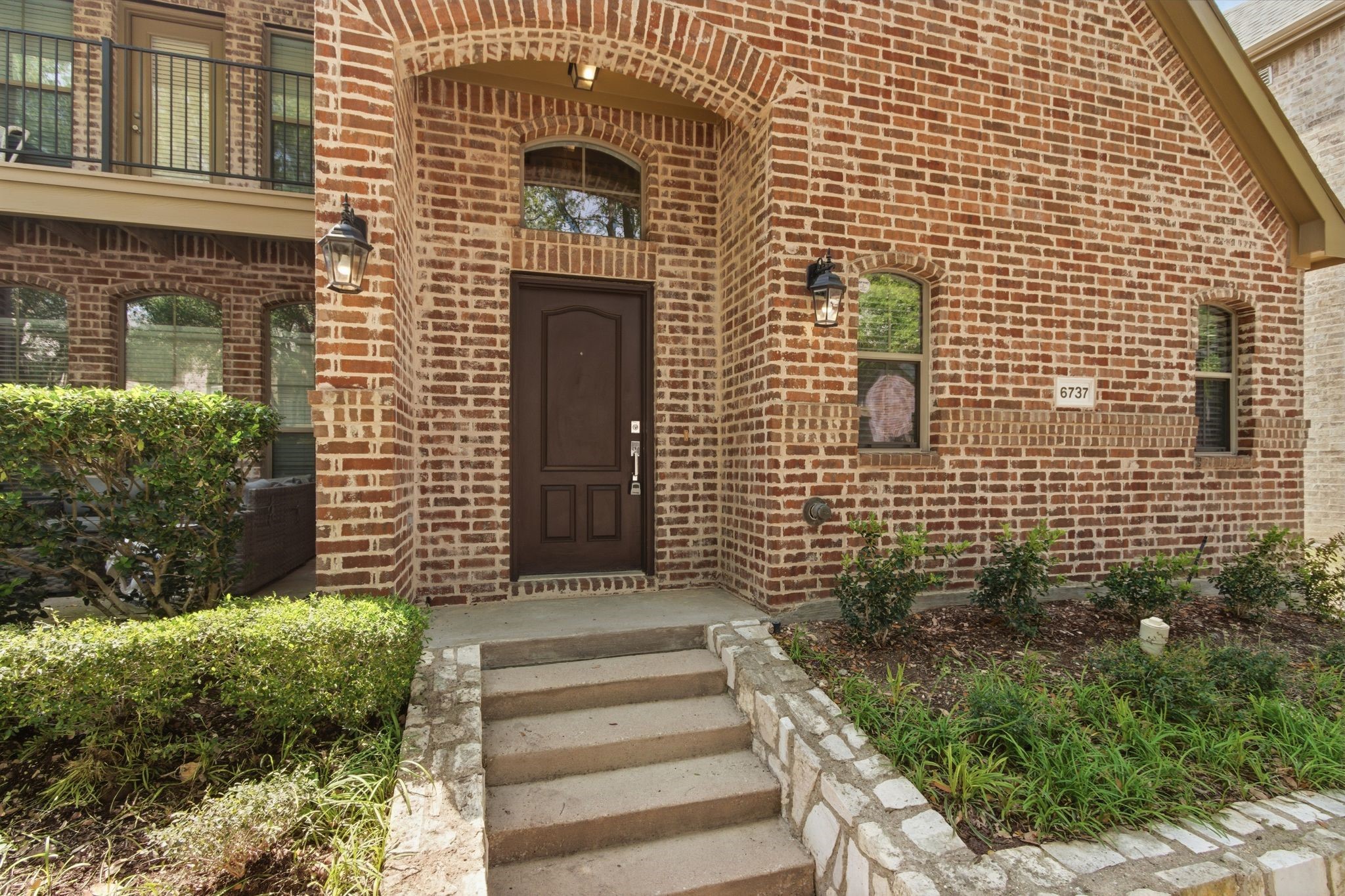 6737 Firenze Lane