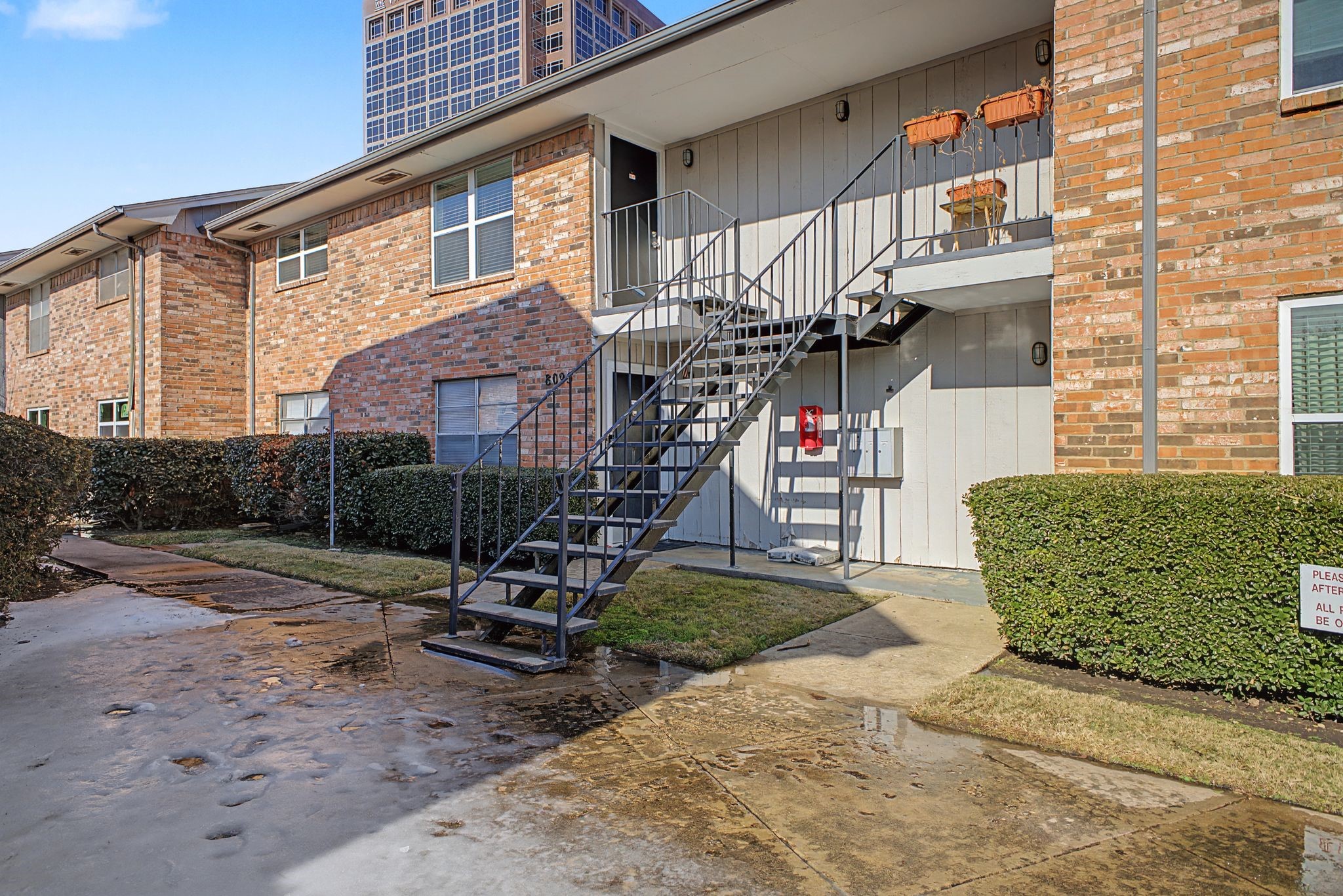 8095 Meadow Road 236