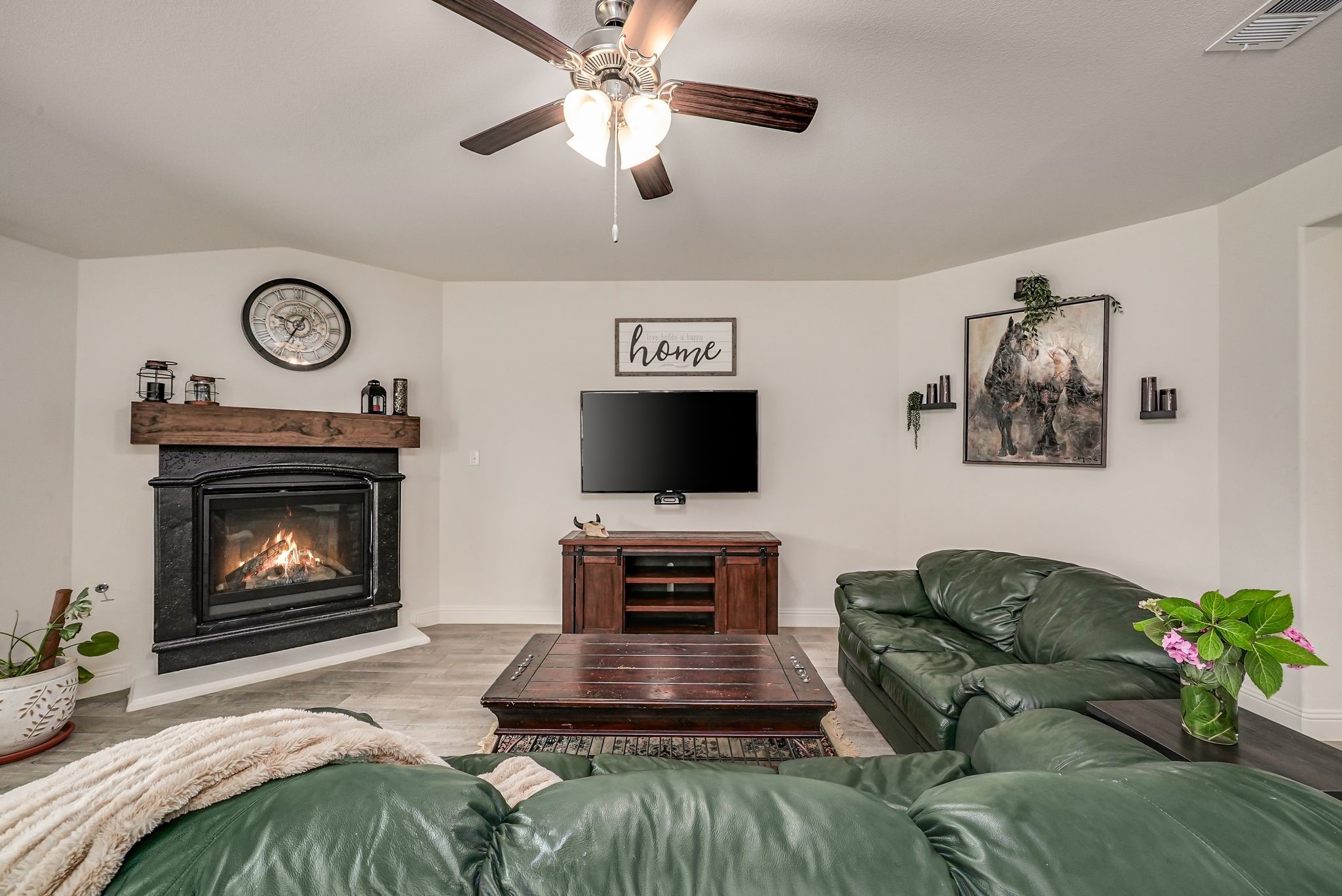 1528 Grassy Knoll Trail