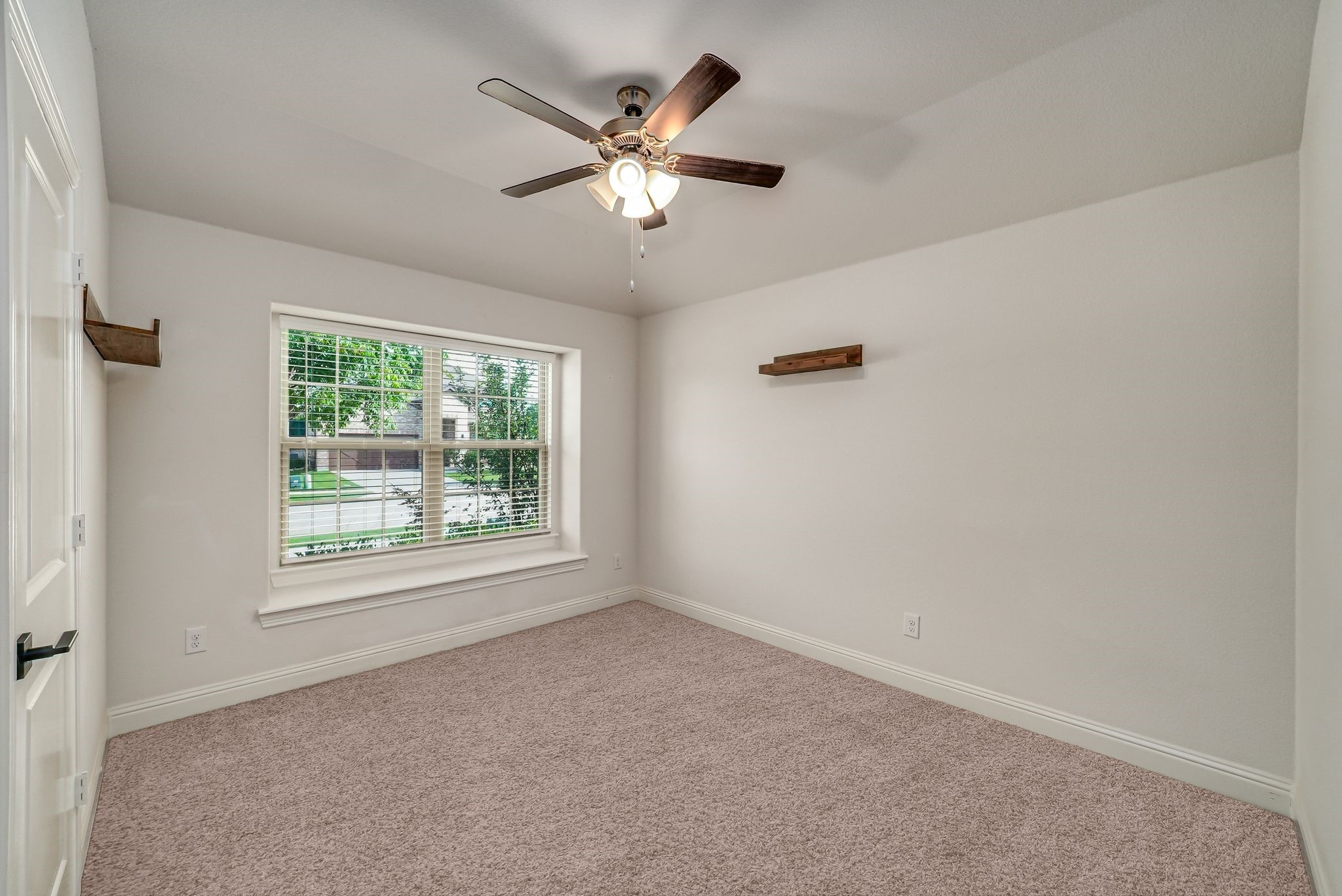 1528 Grassy Knoll Trail