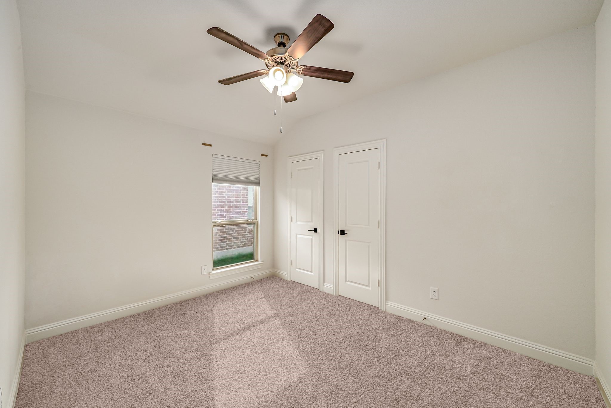 1528 Grassy Knoll Trail