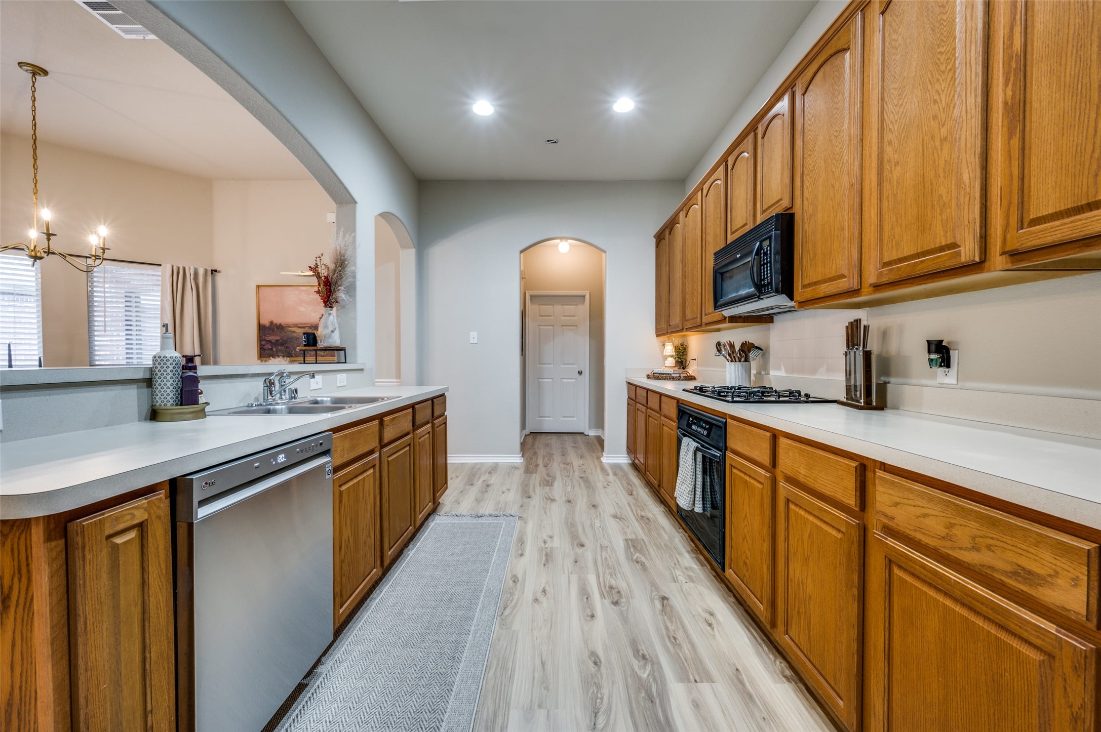 7514 Saint Stephens Square