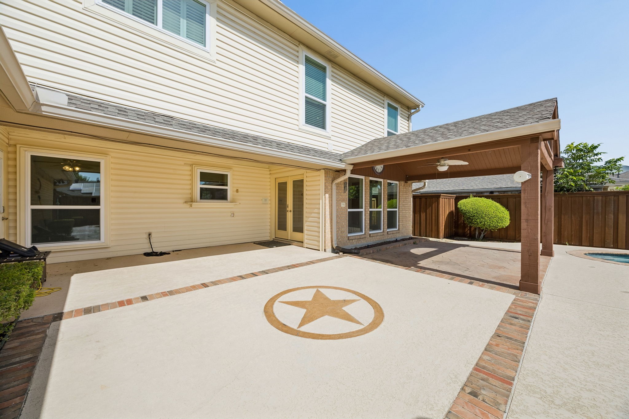2604 Winterplace Circle