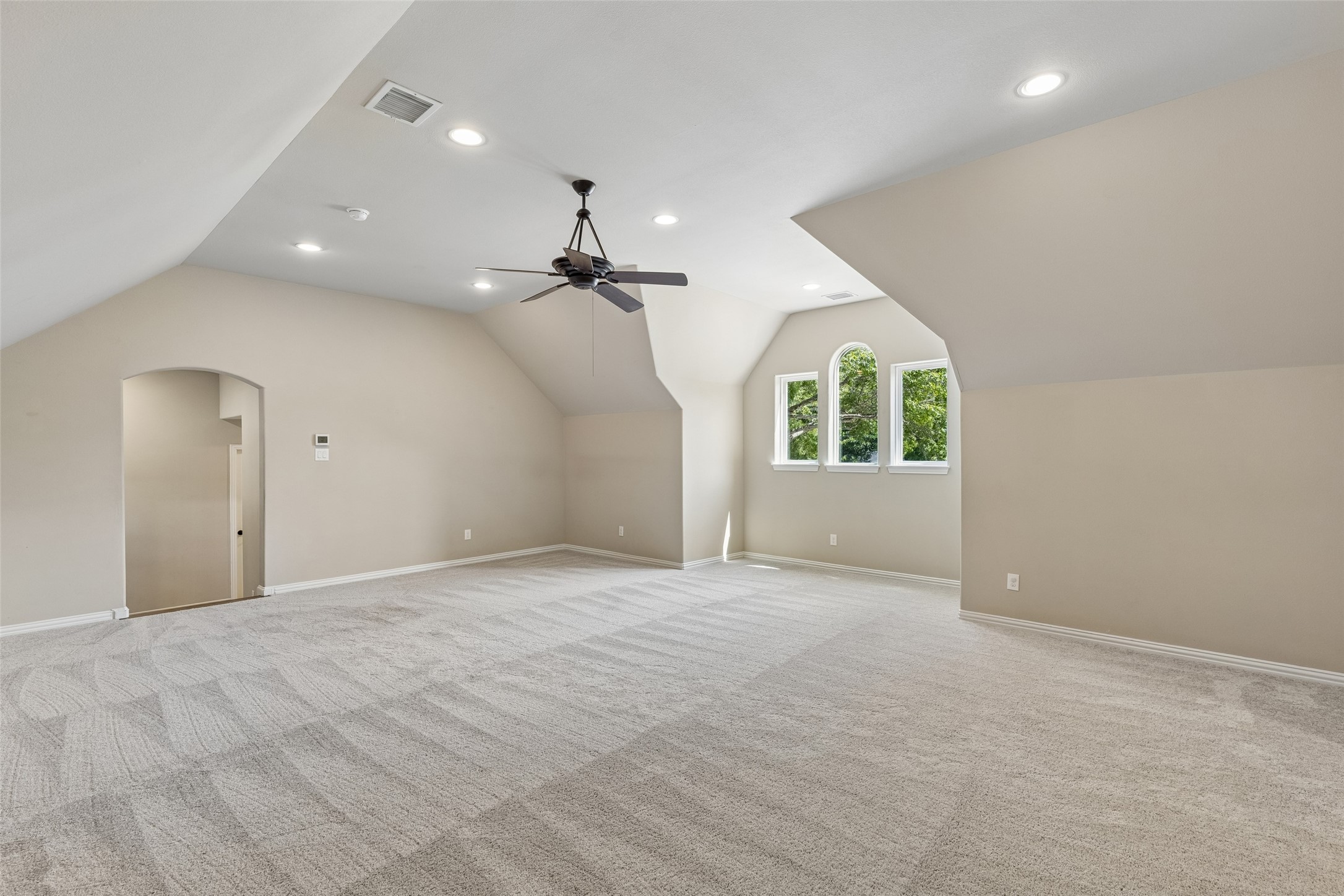 2737 Farmers Branch Lane