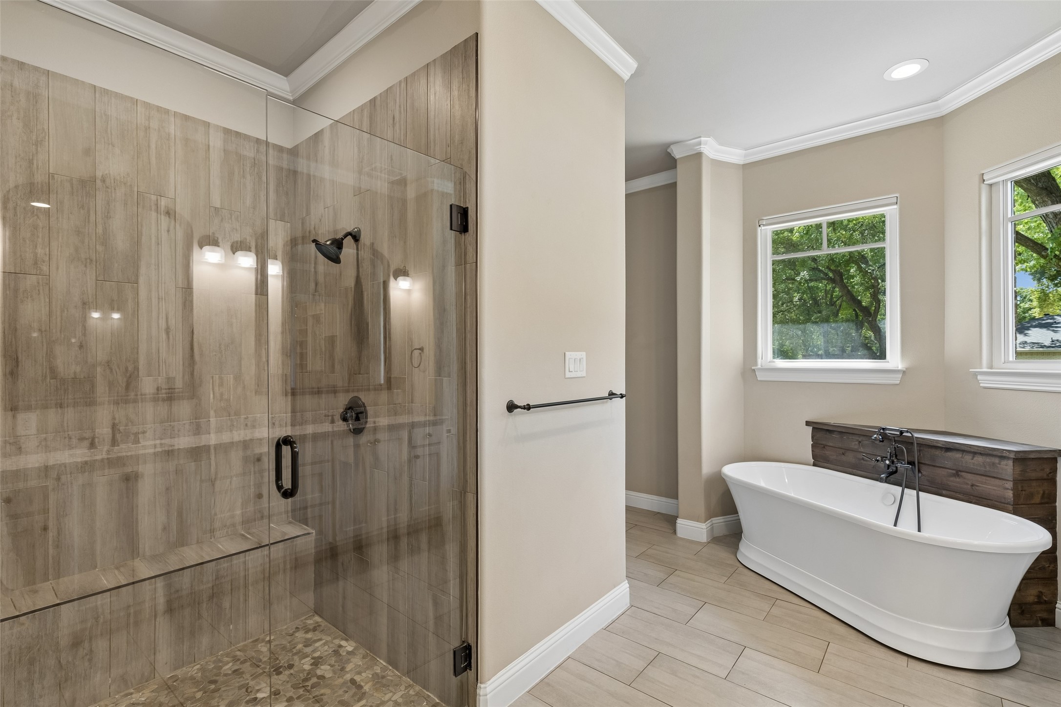 2737 Farmers Branch Lane