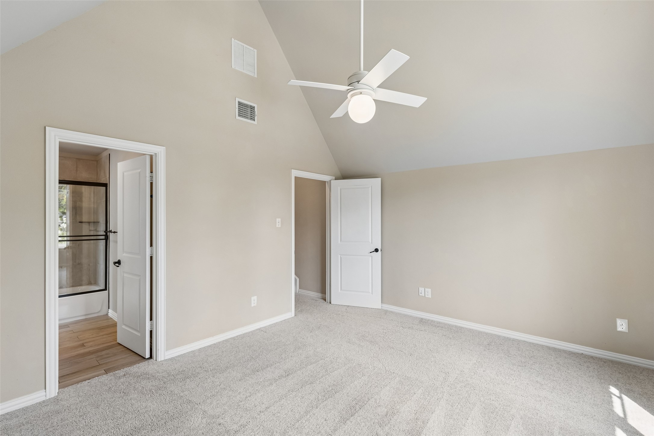 2737 Farmers Branch Lane